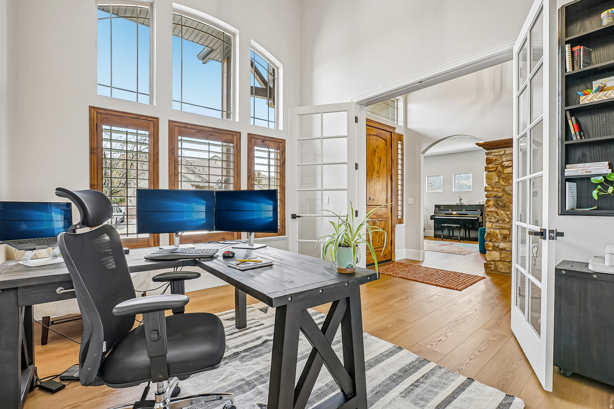 main property photo 20