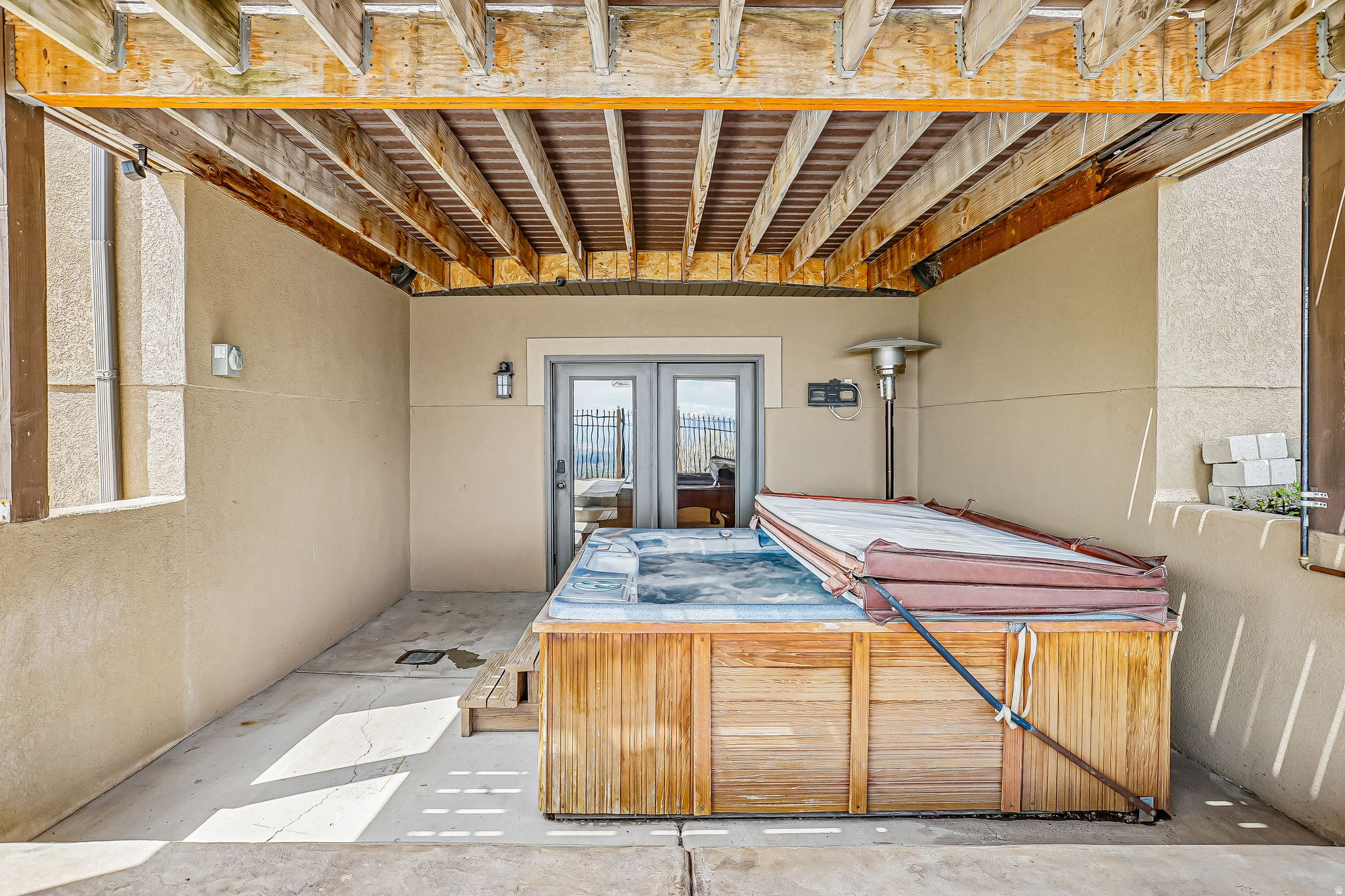 main property photo 57