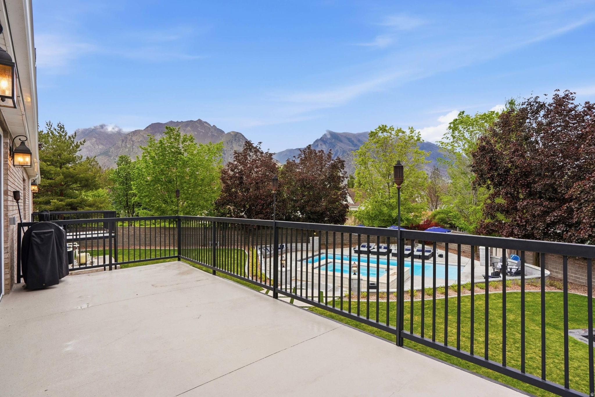 main property photo 51