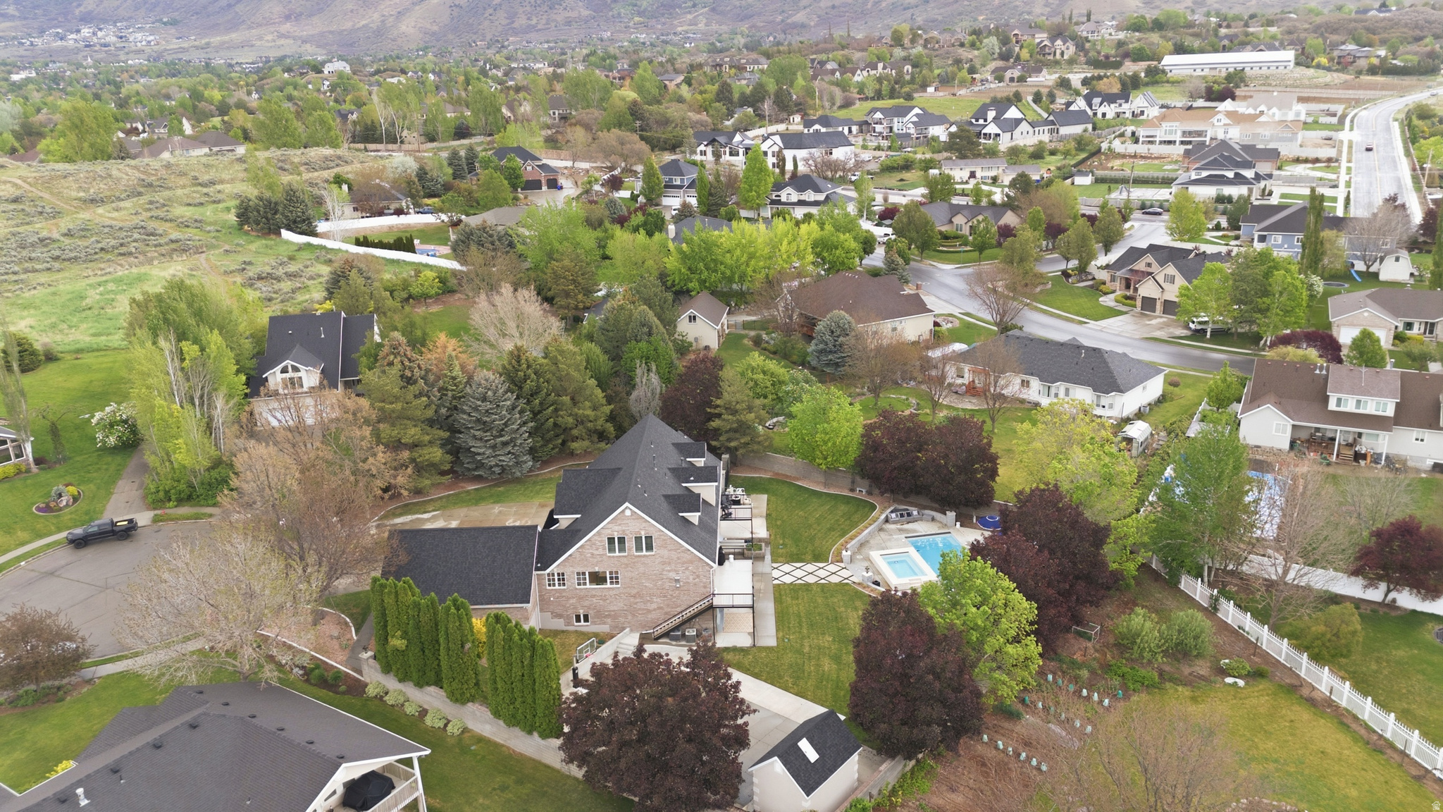 main property photo 67