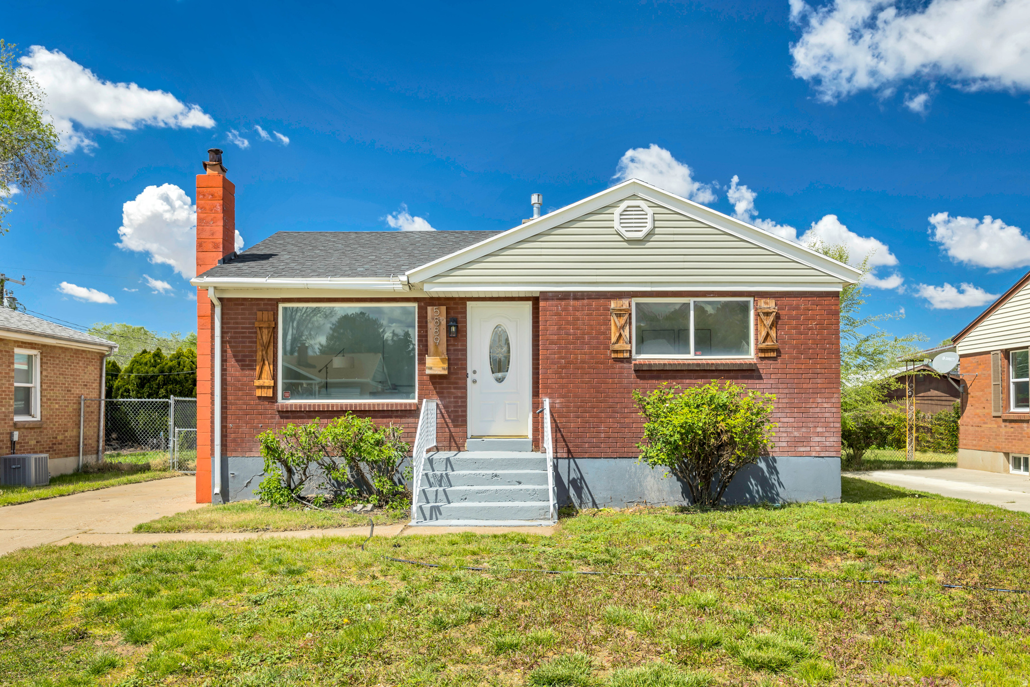main property photo 14