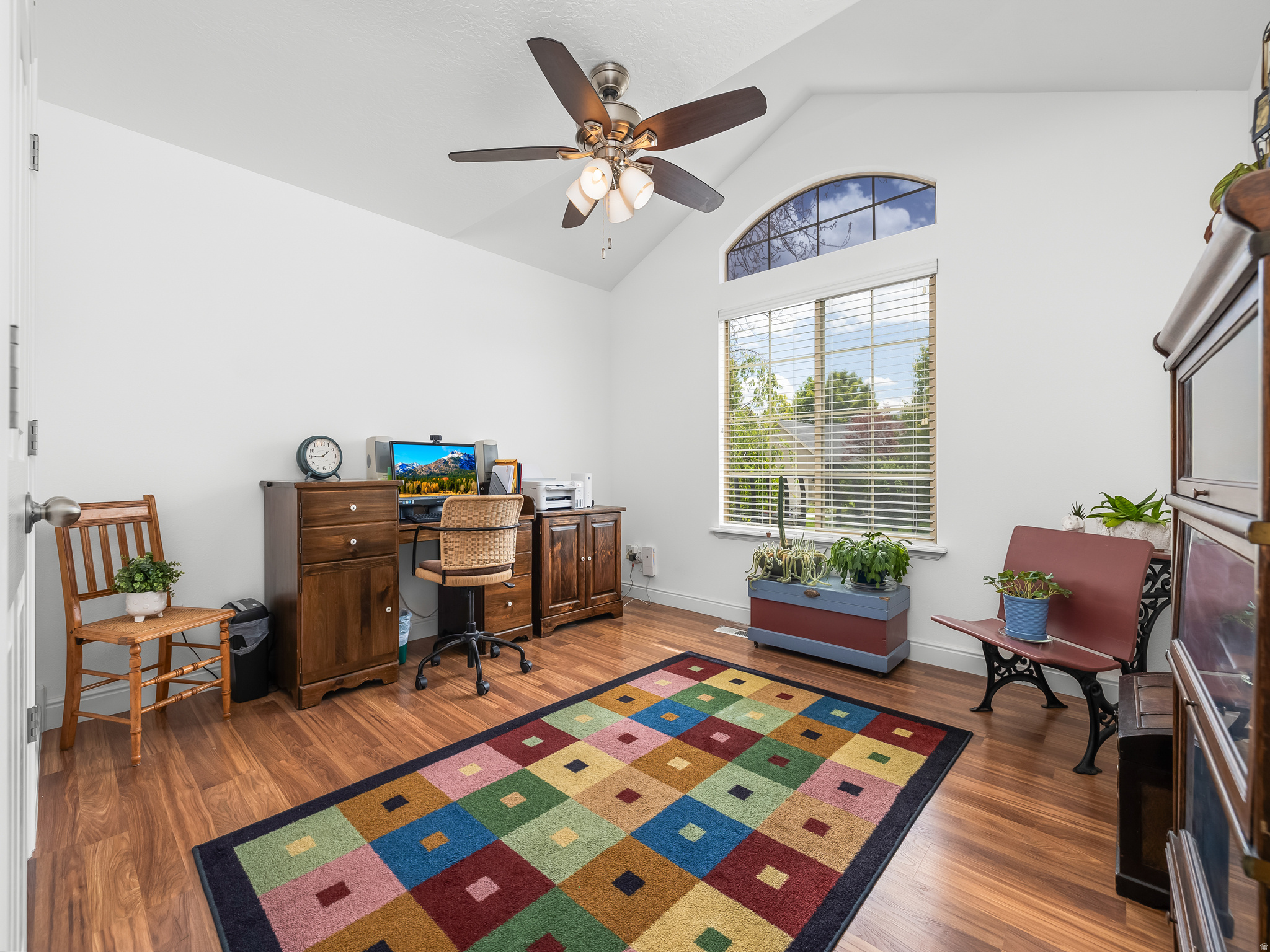 main property photo 19