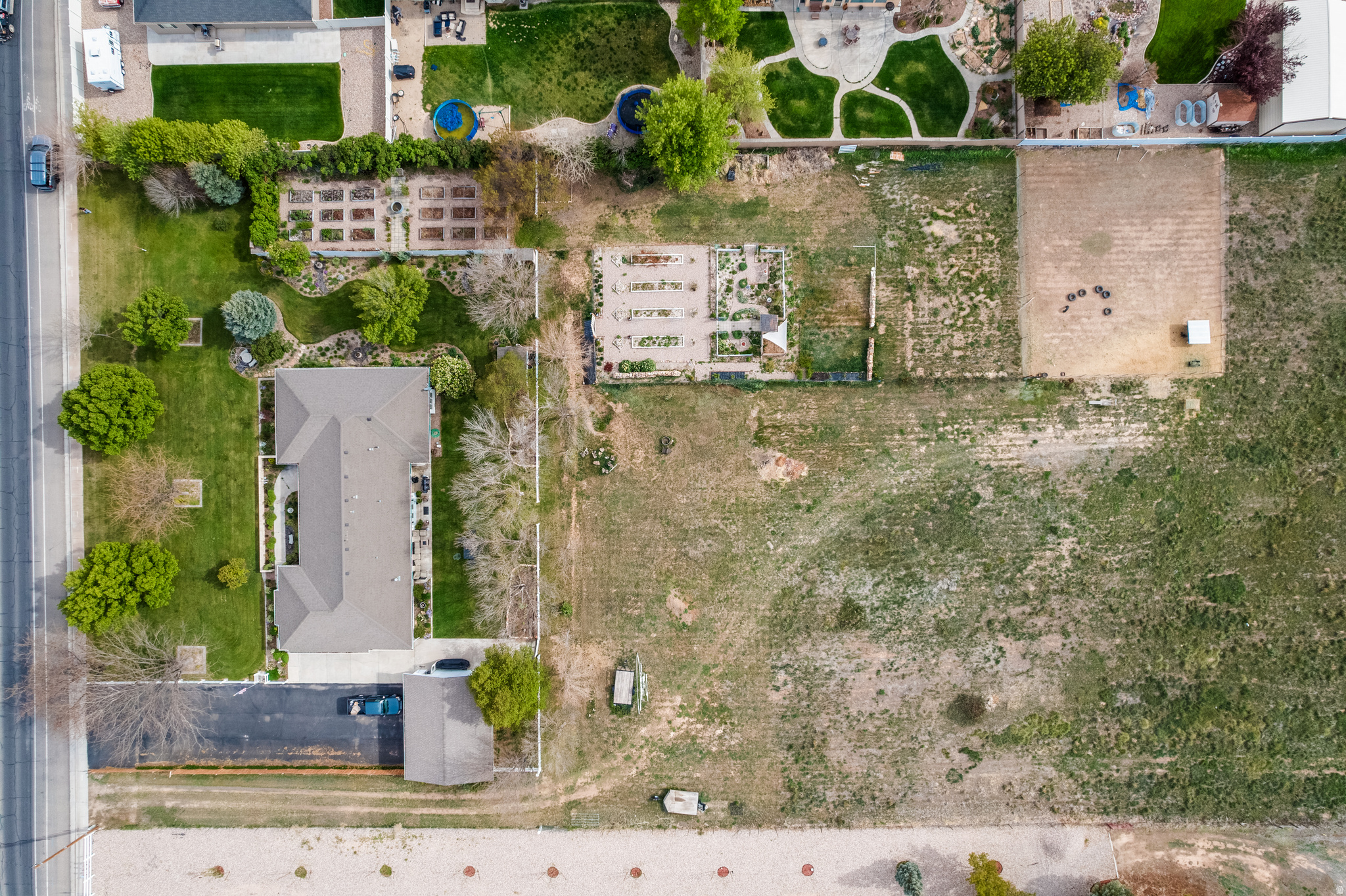 main property photo 61