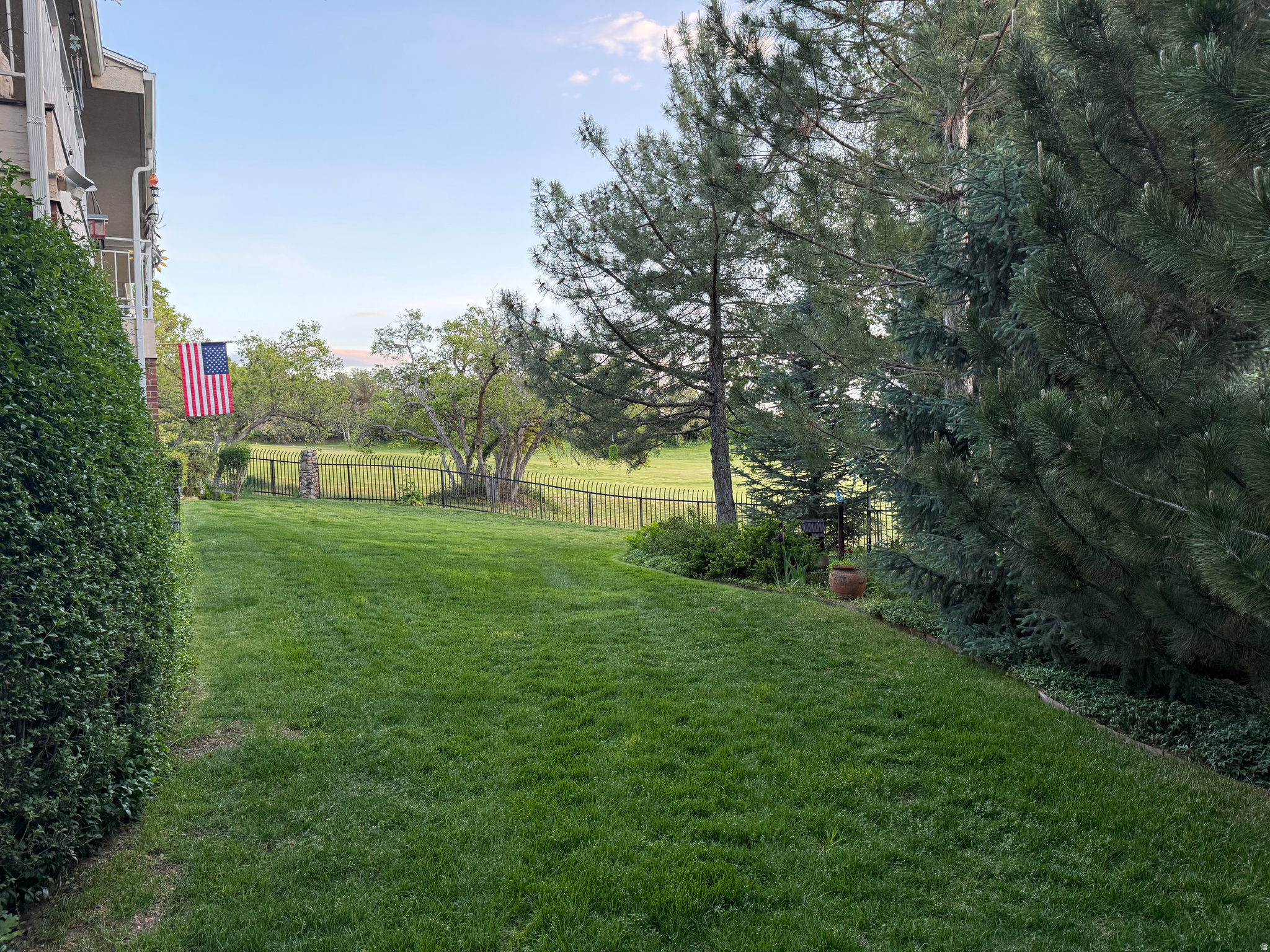 main property photo 27