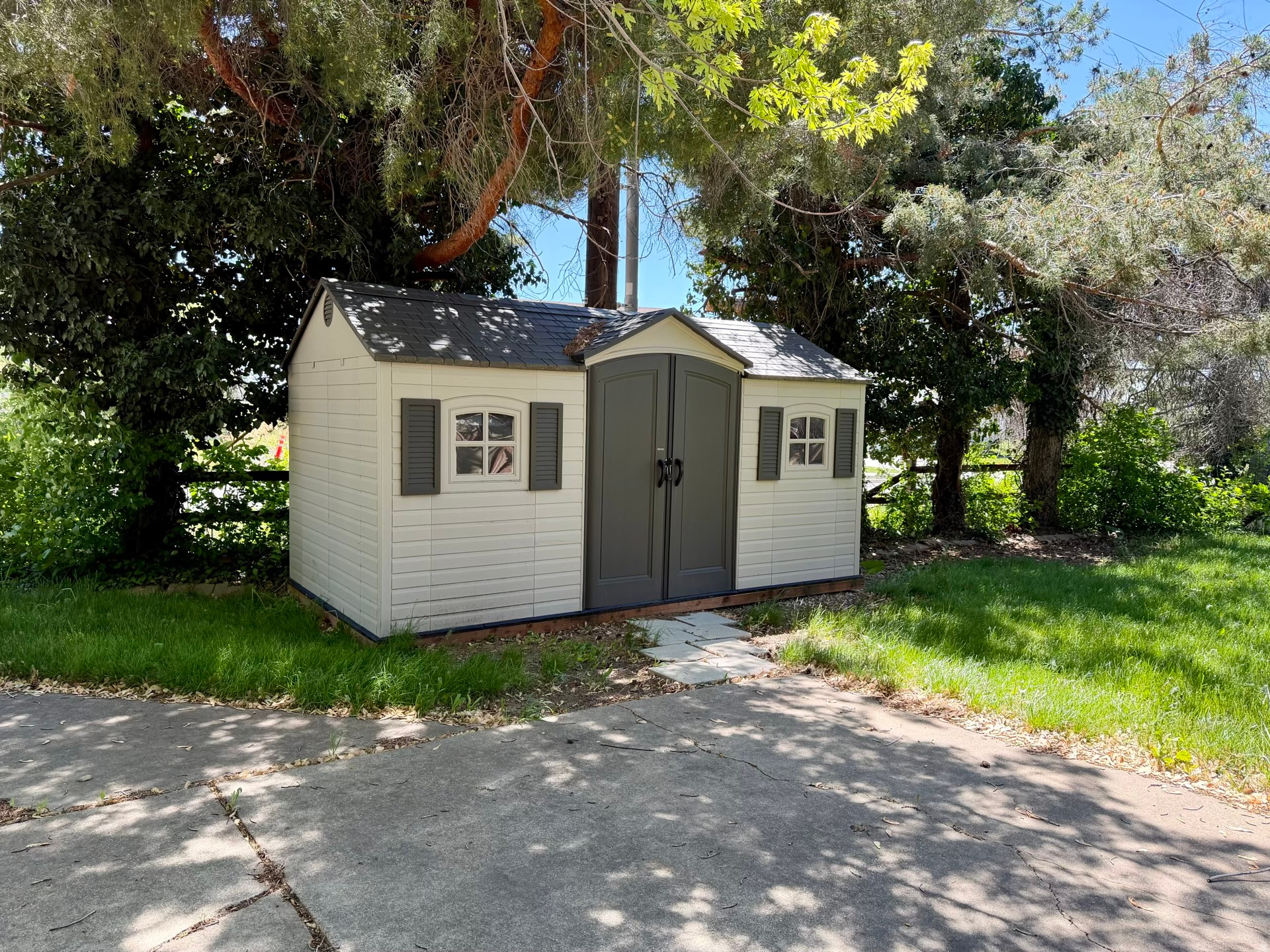 main property photo 17