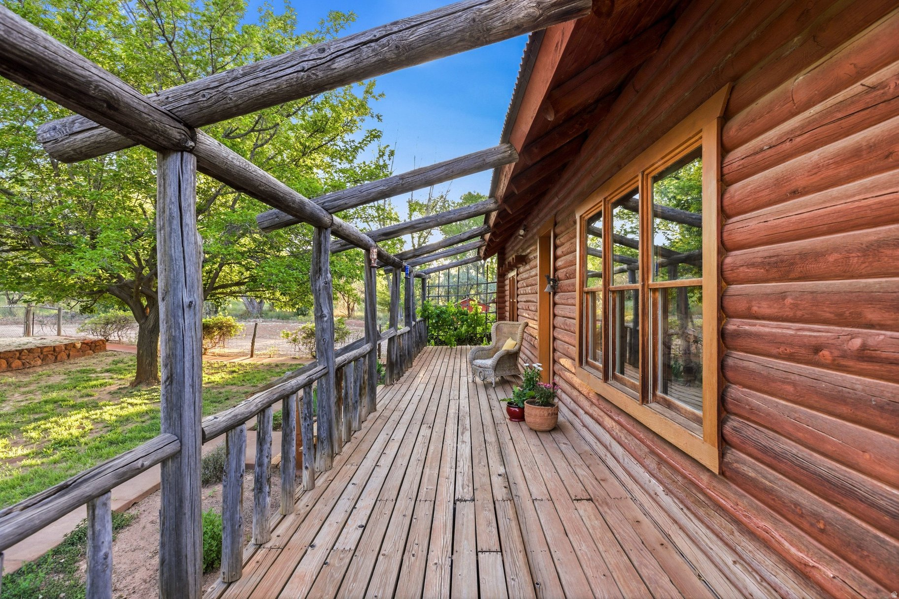 main property photo 19