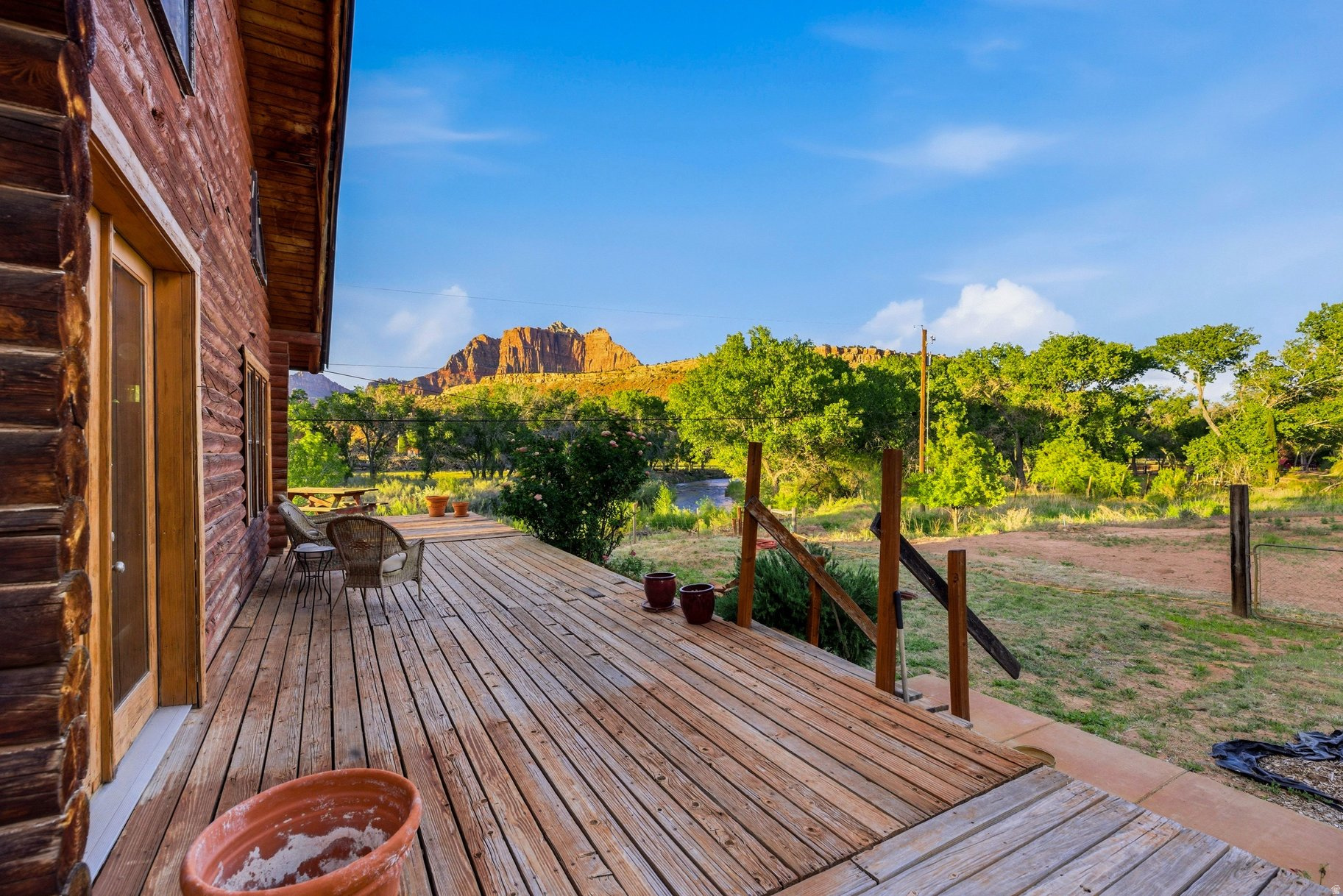 main property photo 25