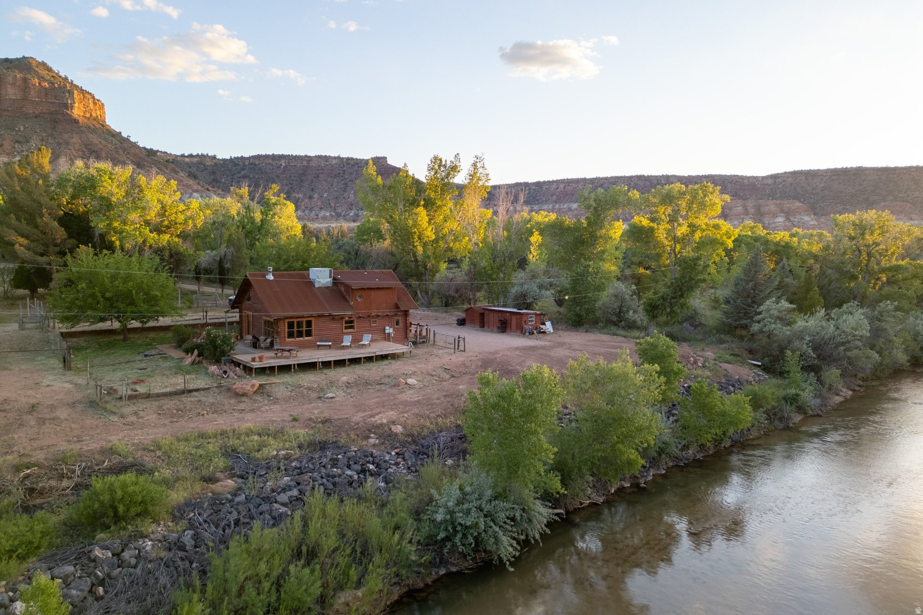 main property photo 34