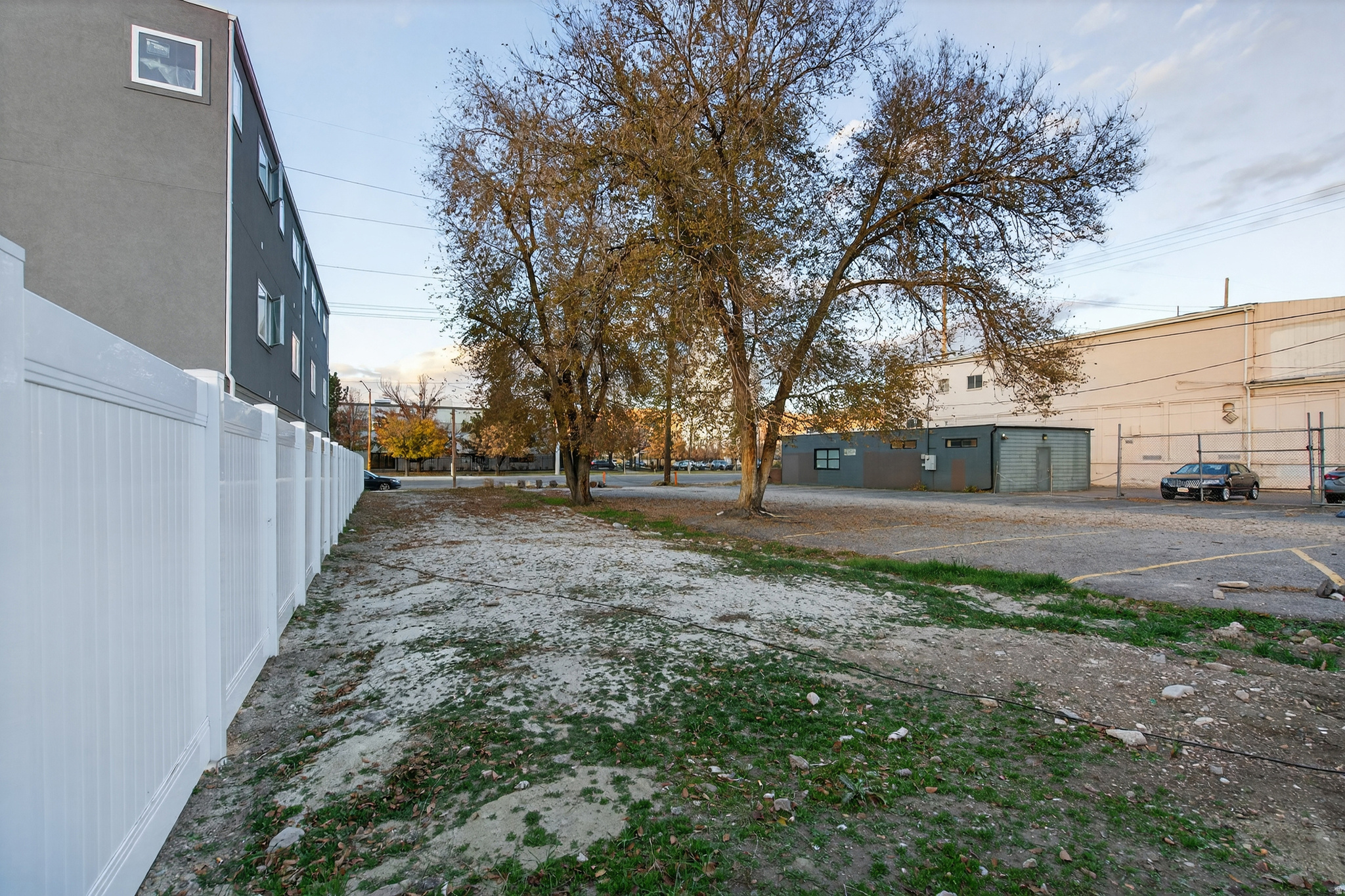 main property photo 15