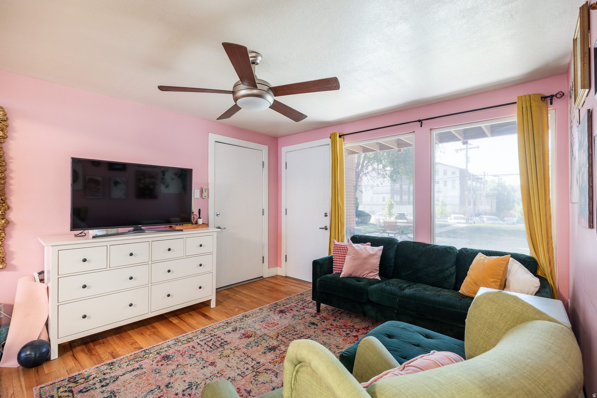 main property photo 5