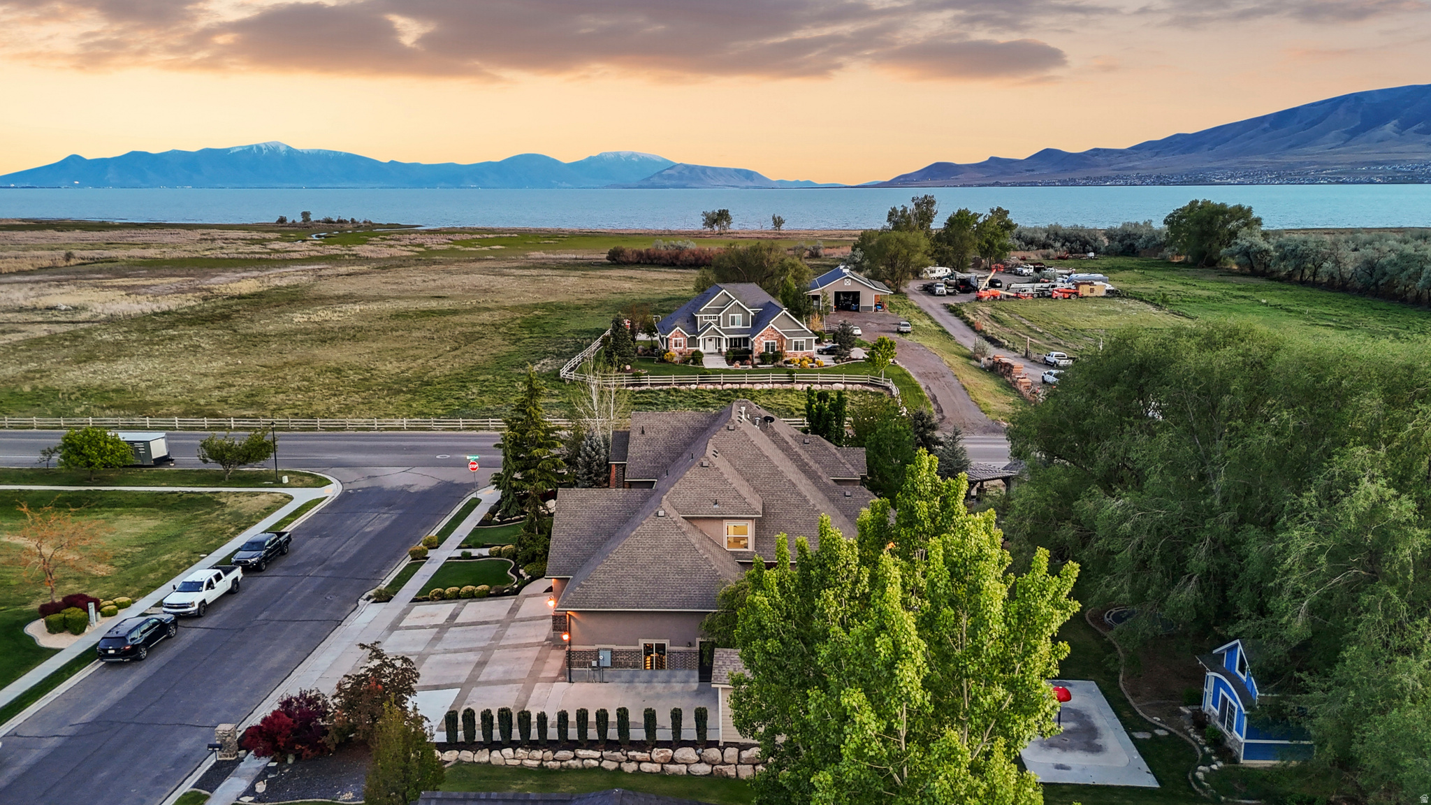 main property photo 2