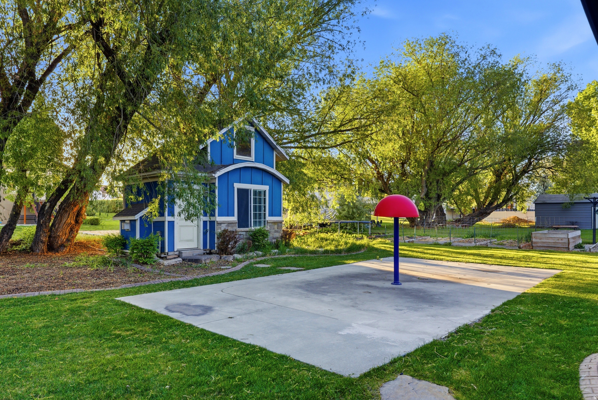 main property photo 6
