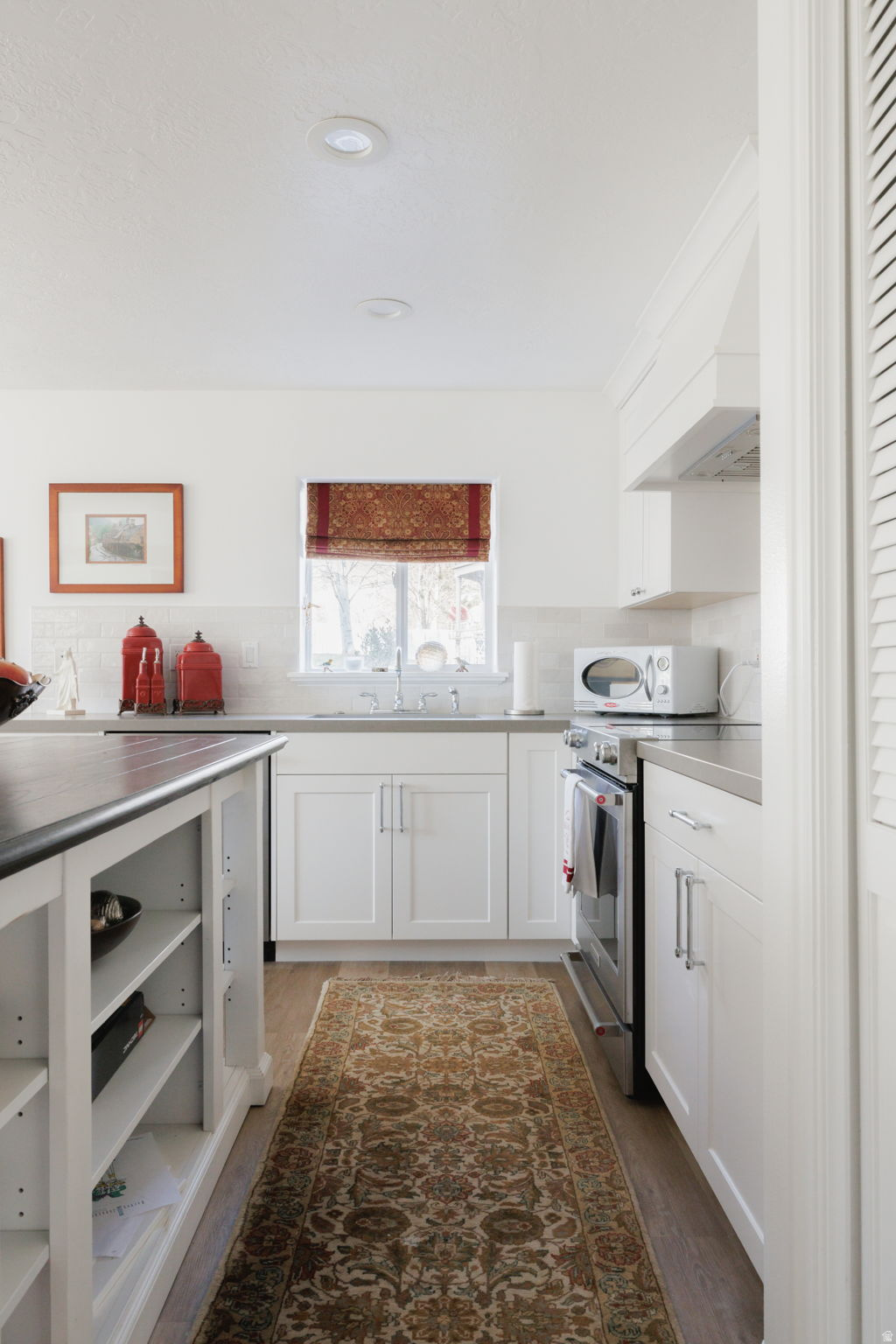 main property photo 70