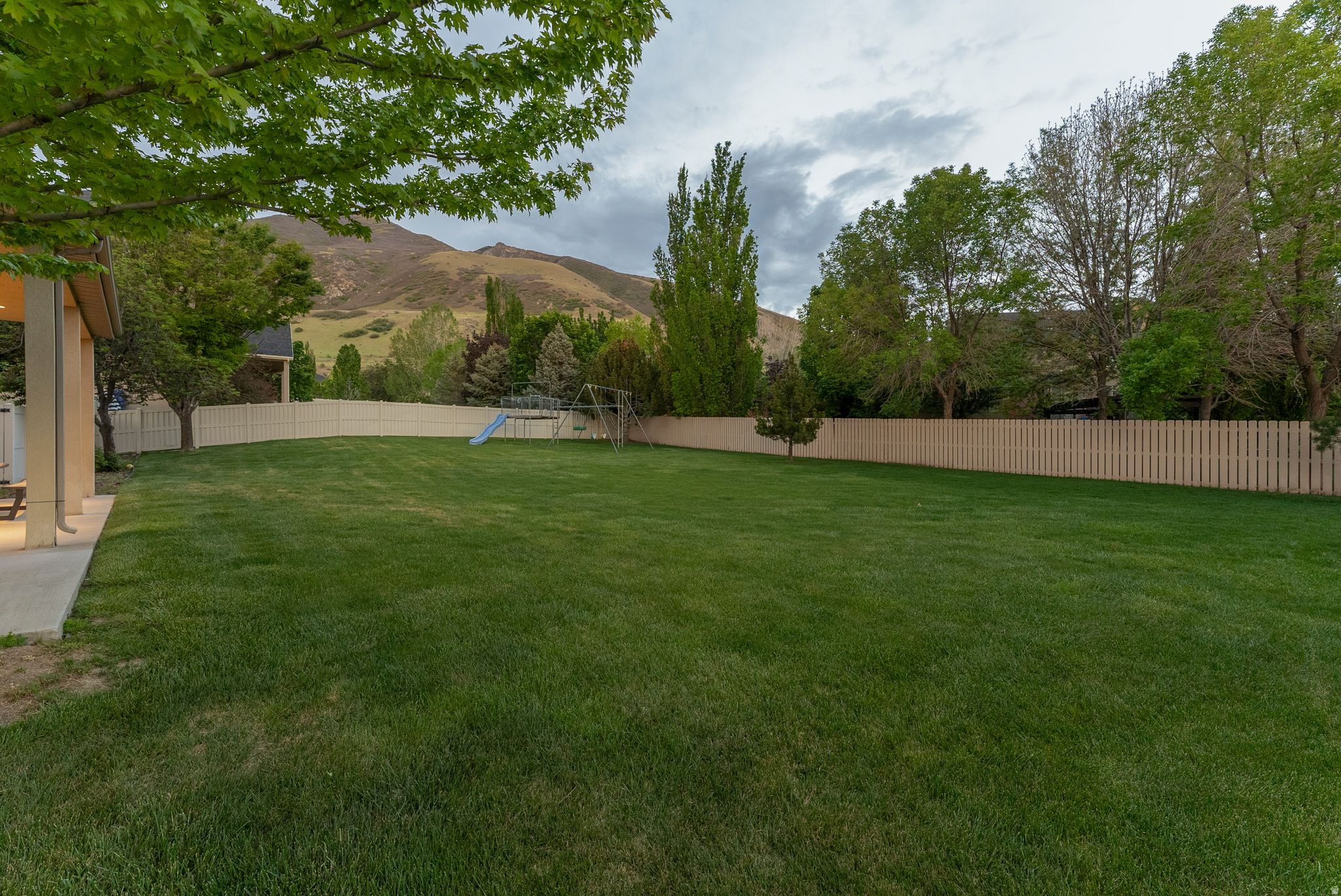 main property photo 70