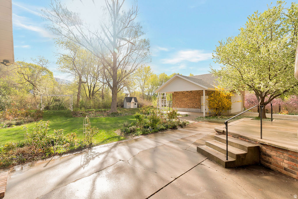 main property photo 58