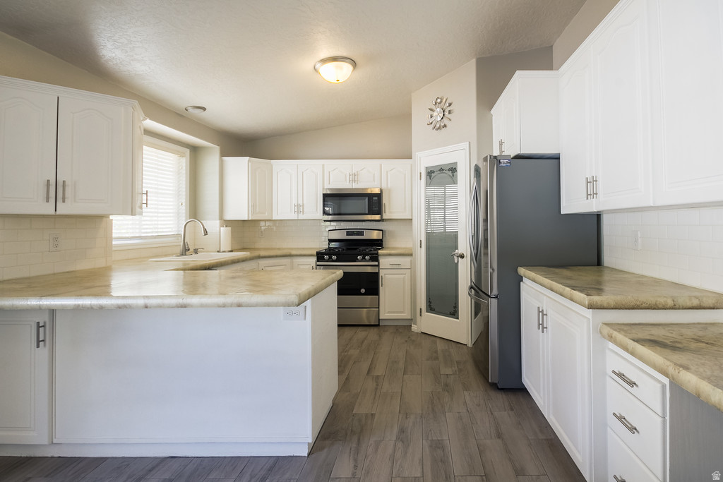 main property photo 6