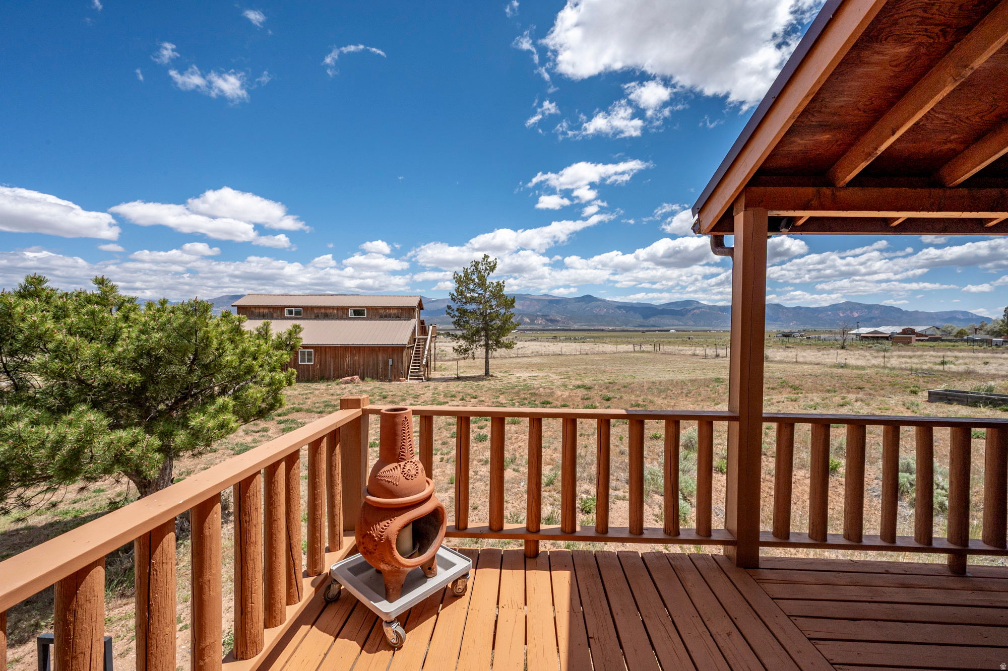 main property photo 47