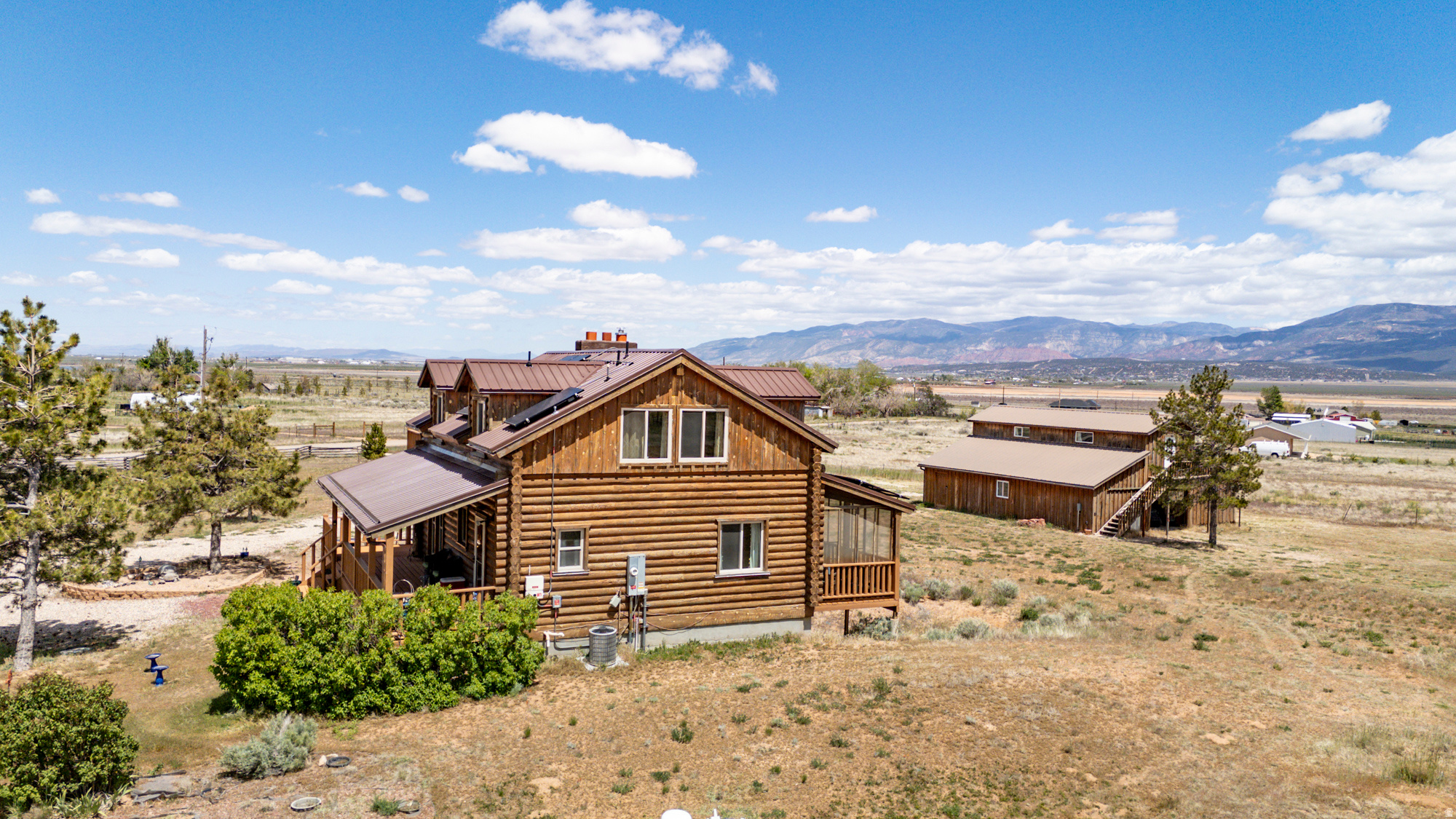 main property photo 70