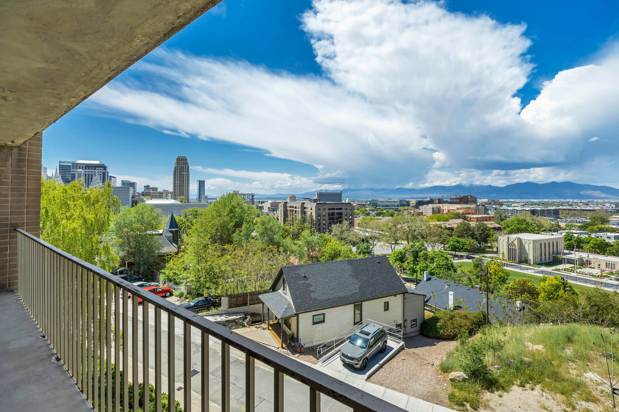 main property photo 23