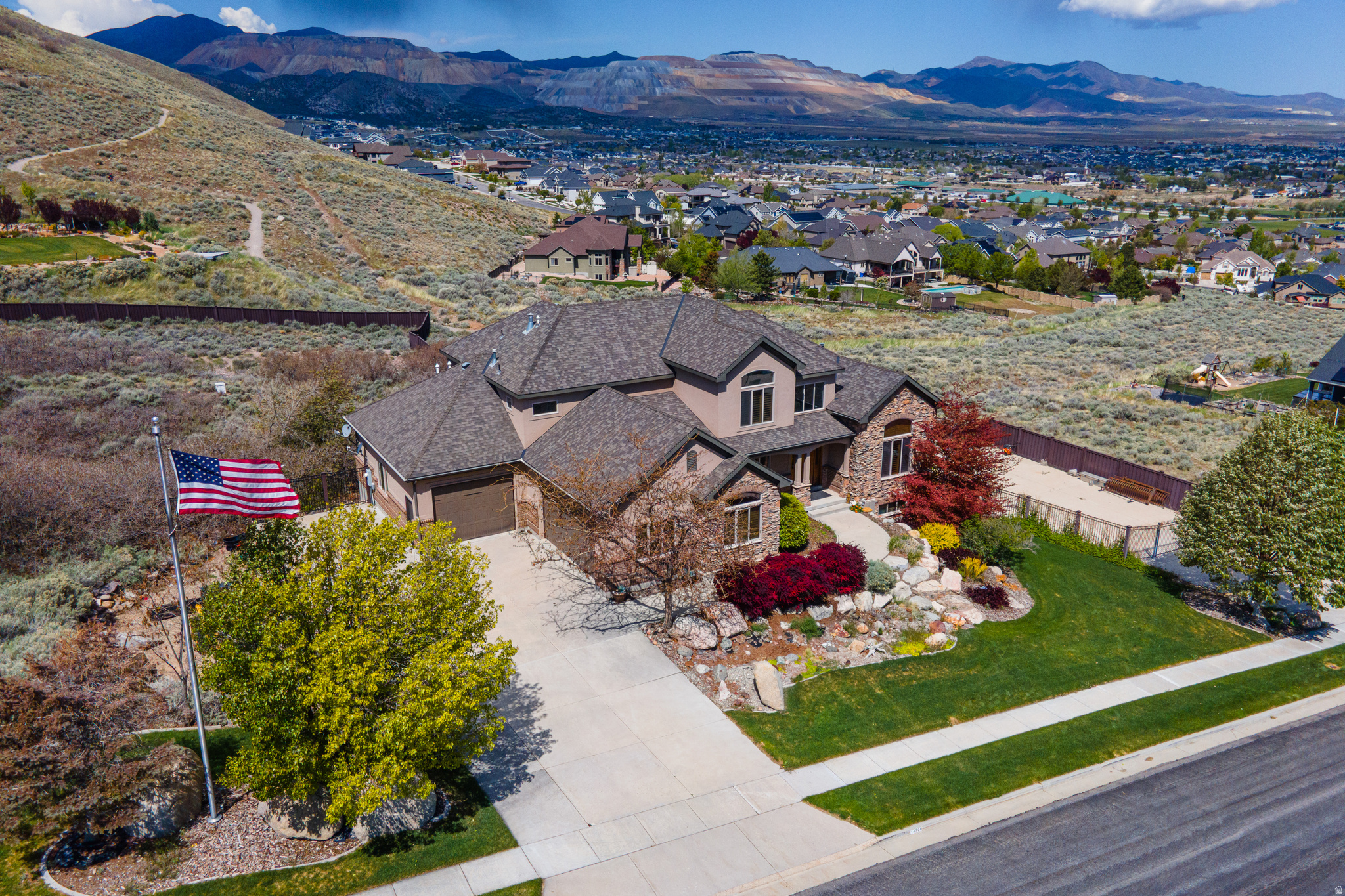 main property photo 64