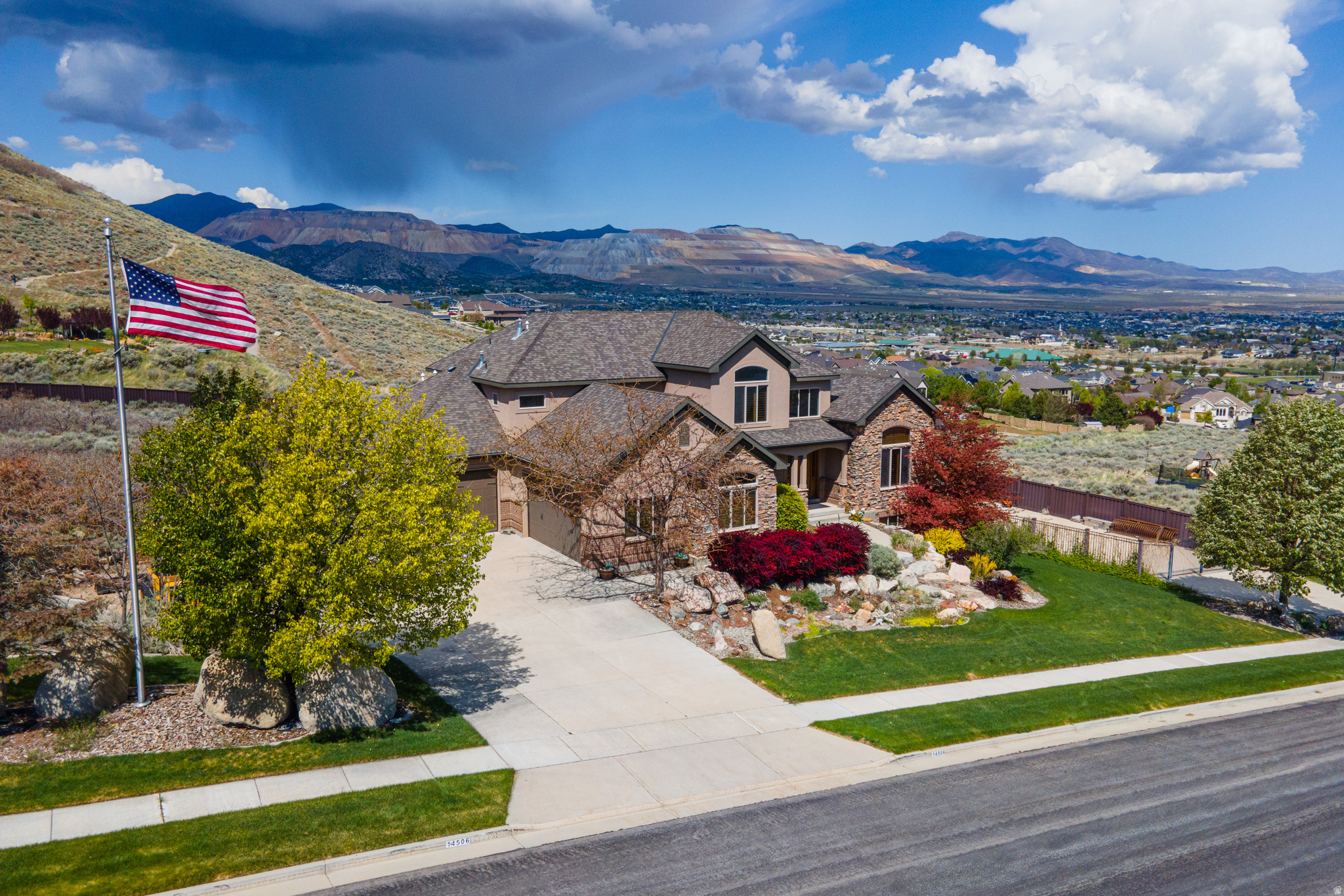 main property photo 70