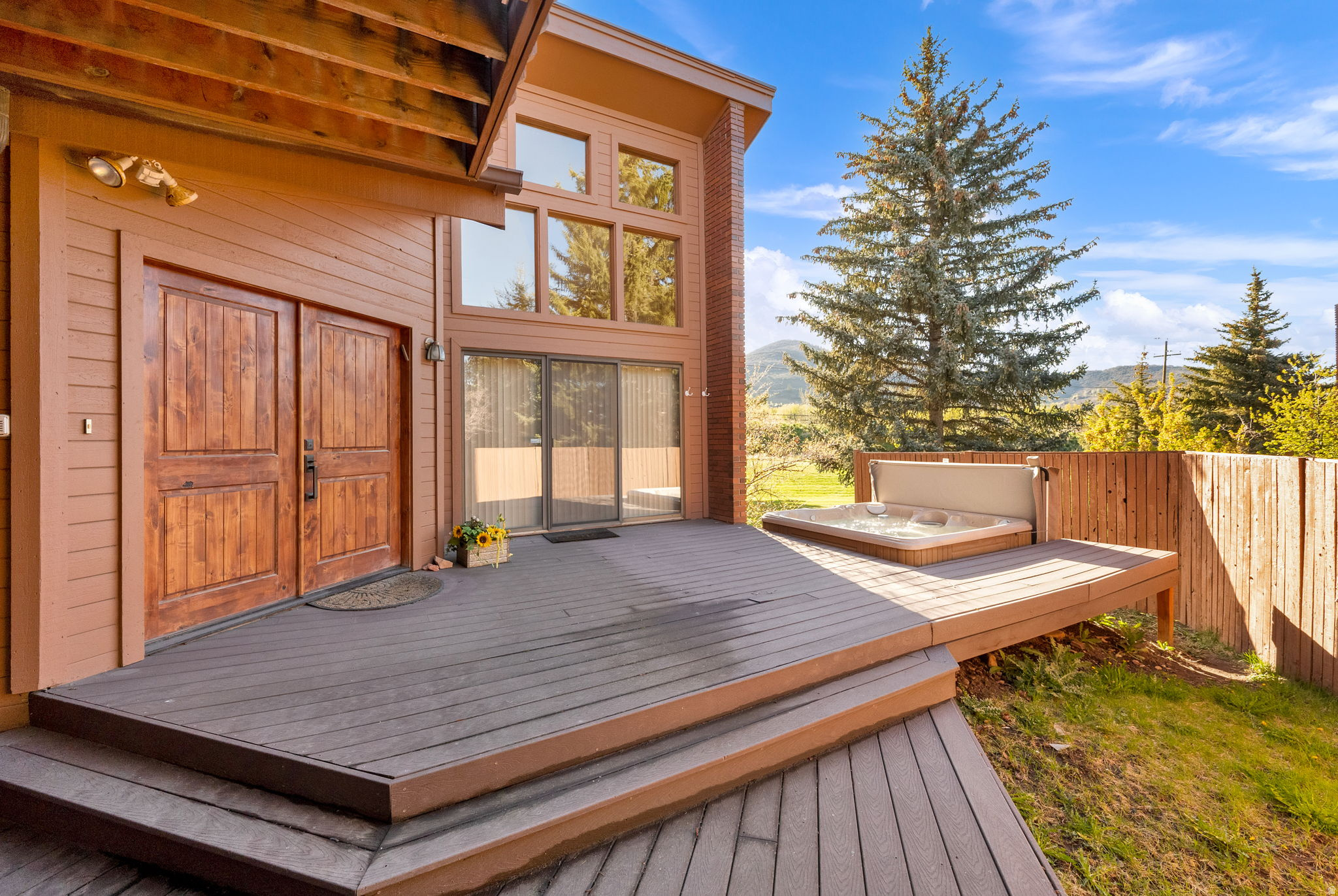 main property photo 6
