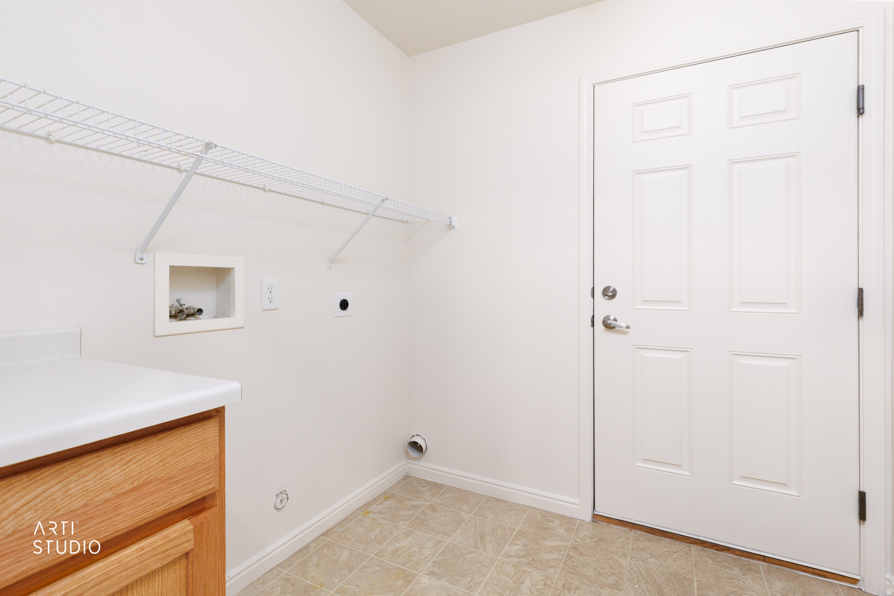 main property photo 13