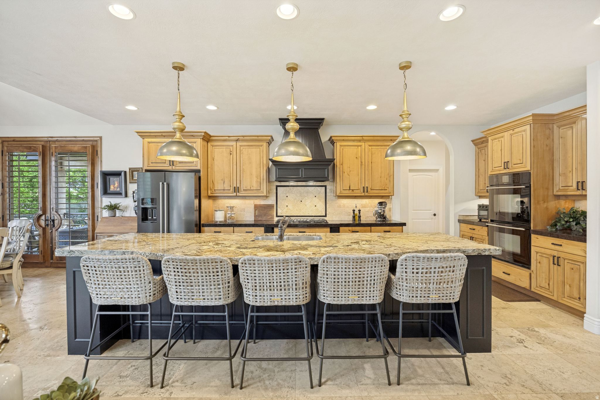 main property photo 10
