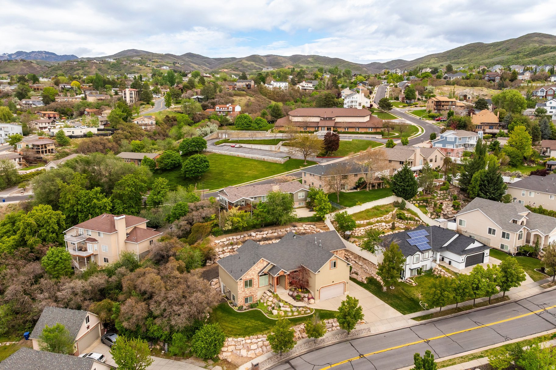 main property photo 47