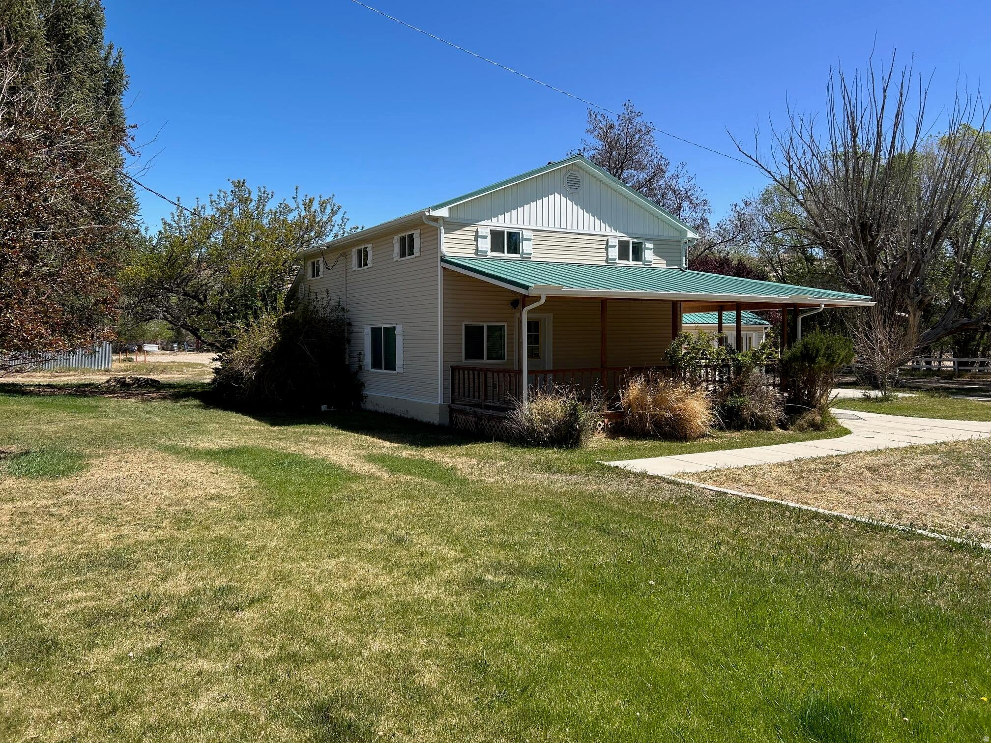 main property photo 6