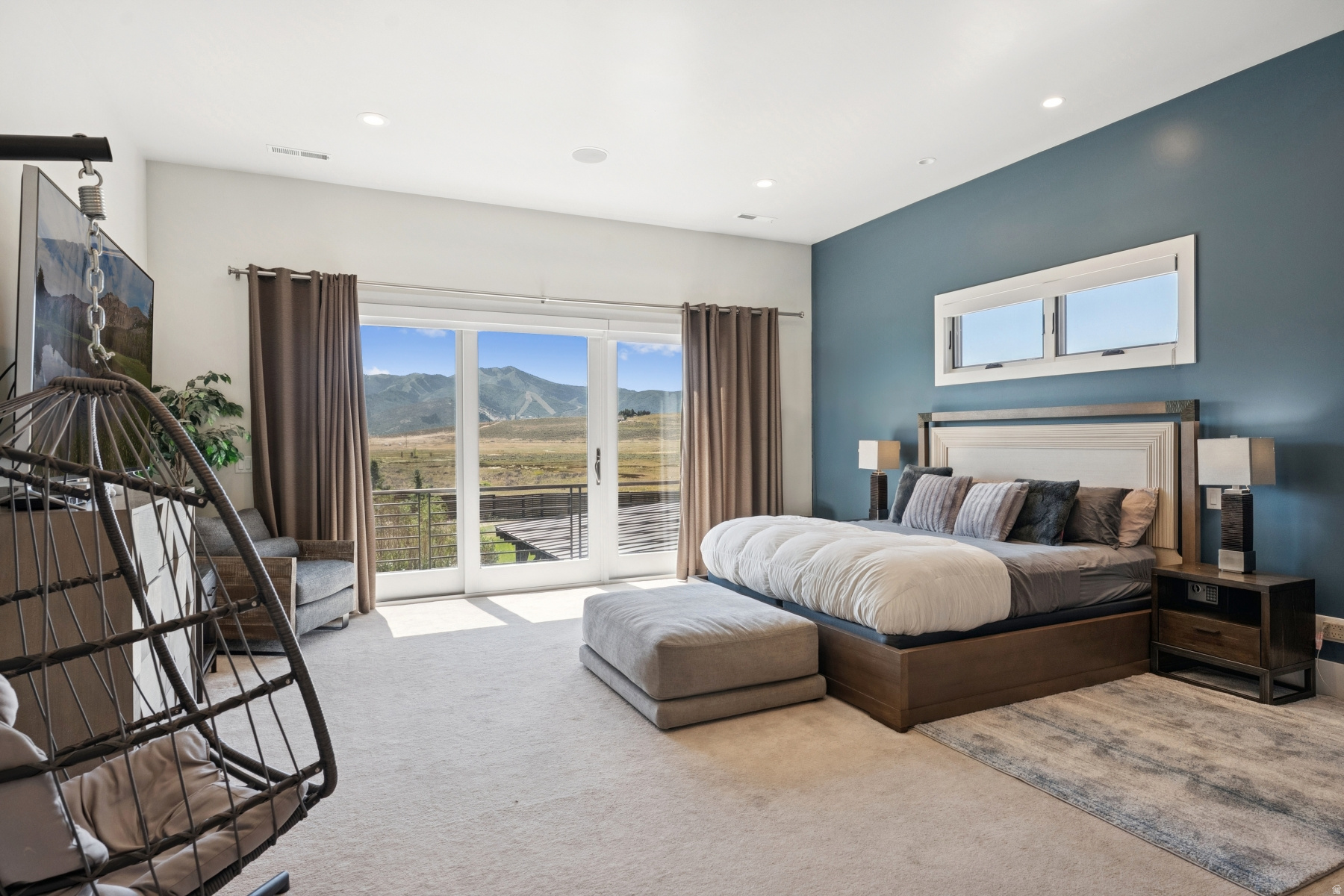 main property photo 60