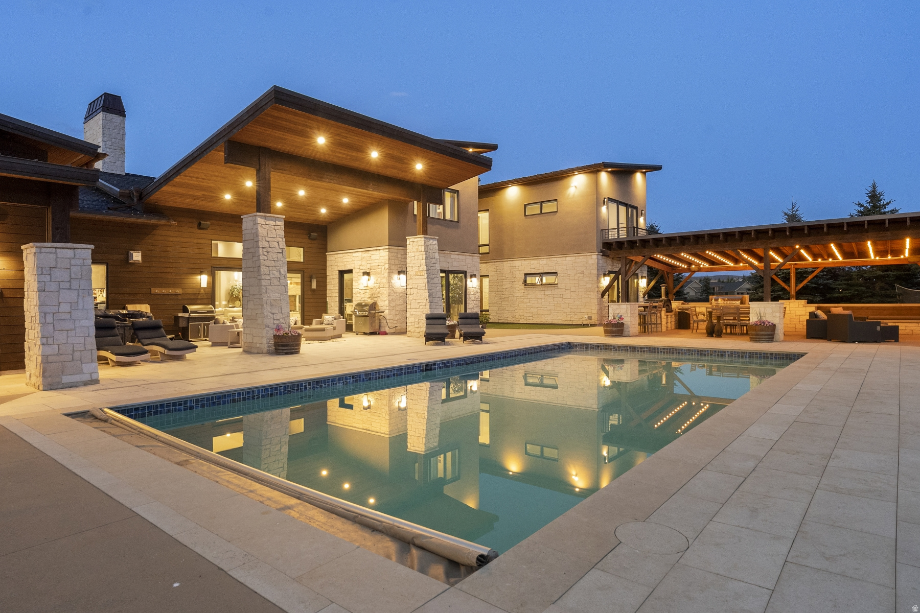 main property photo 73