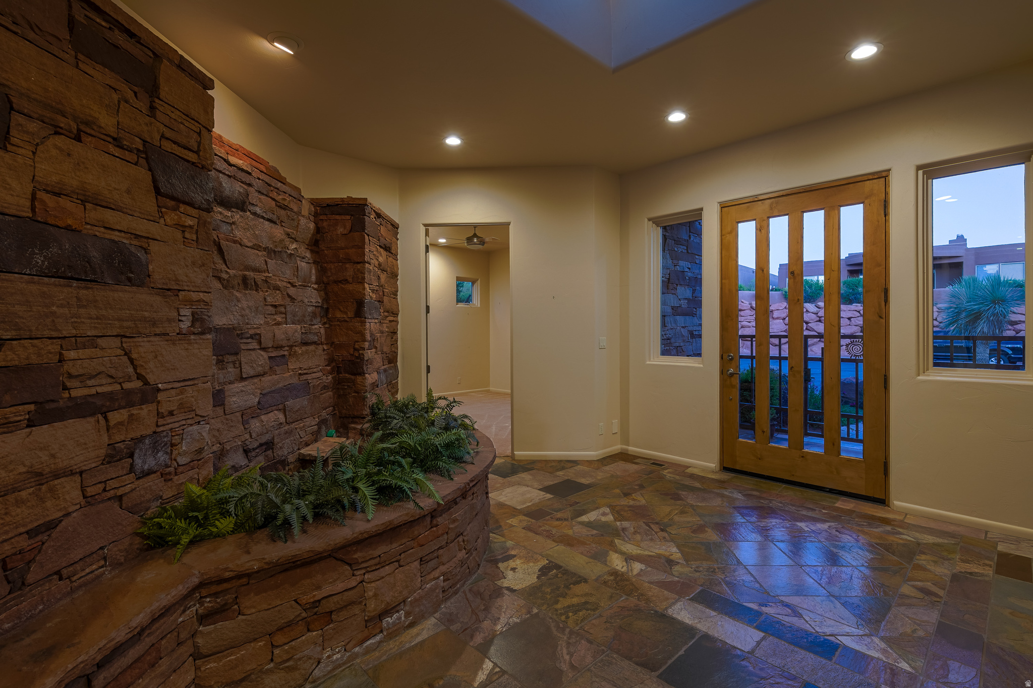 main property photo 16