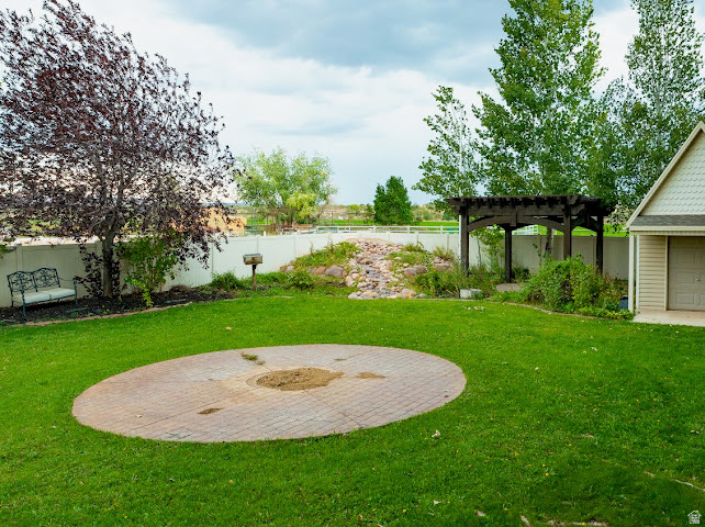 main property photo 15