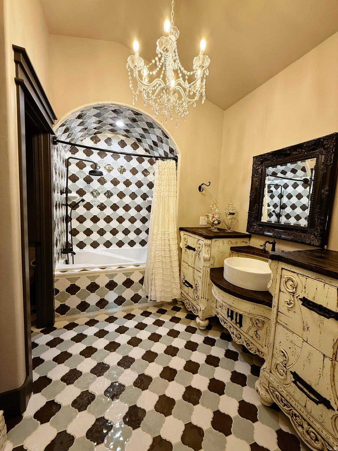 main property photo 73