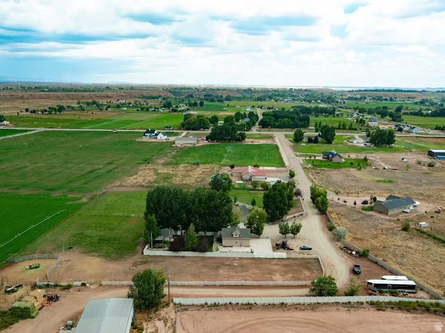 main property photo 80