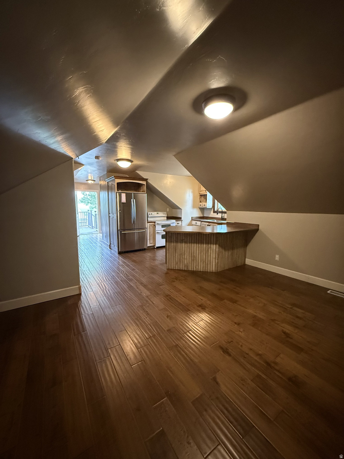 main property photo 92
