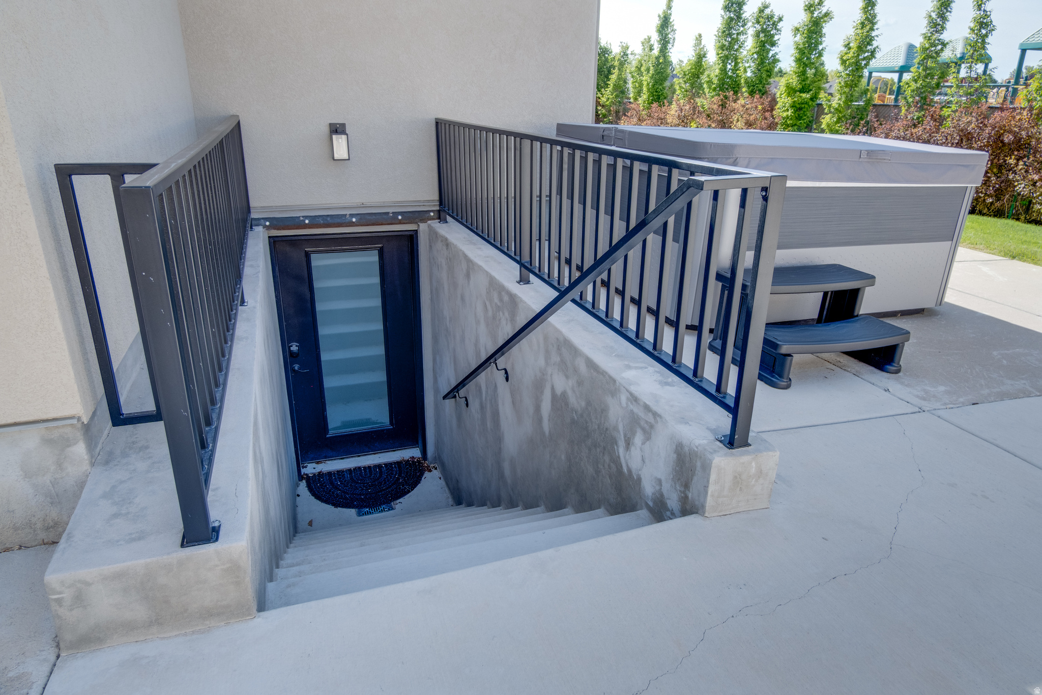 main property photo 29