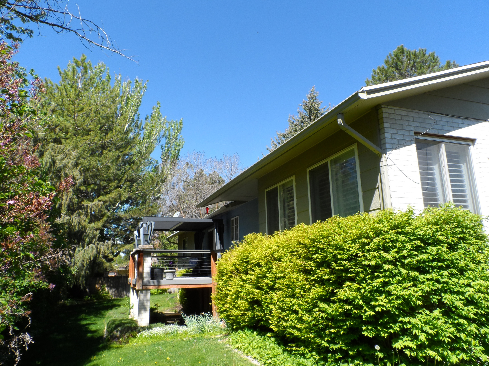 main property photo 45