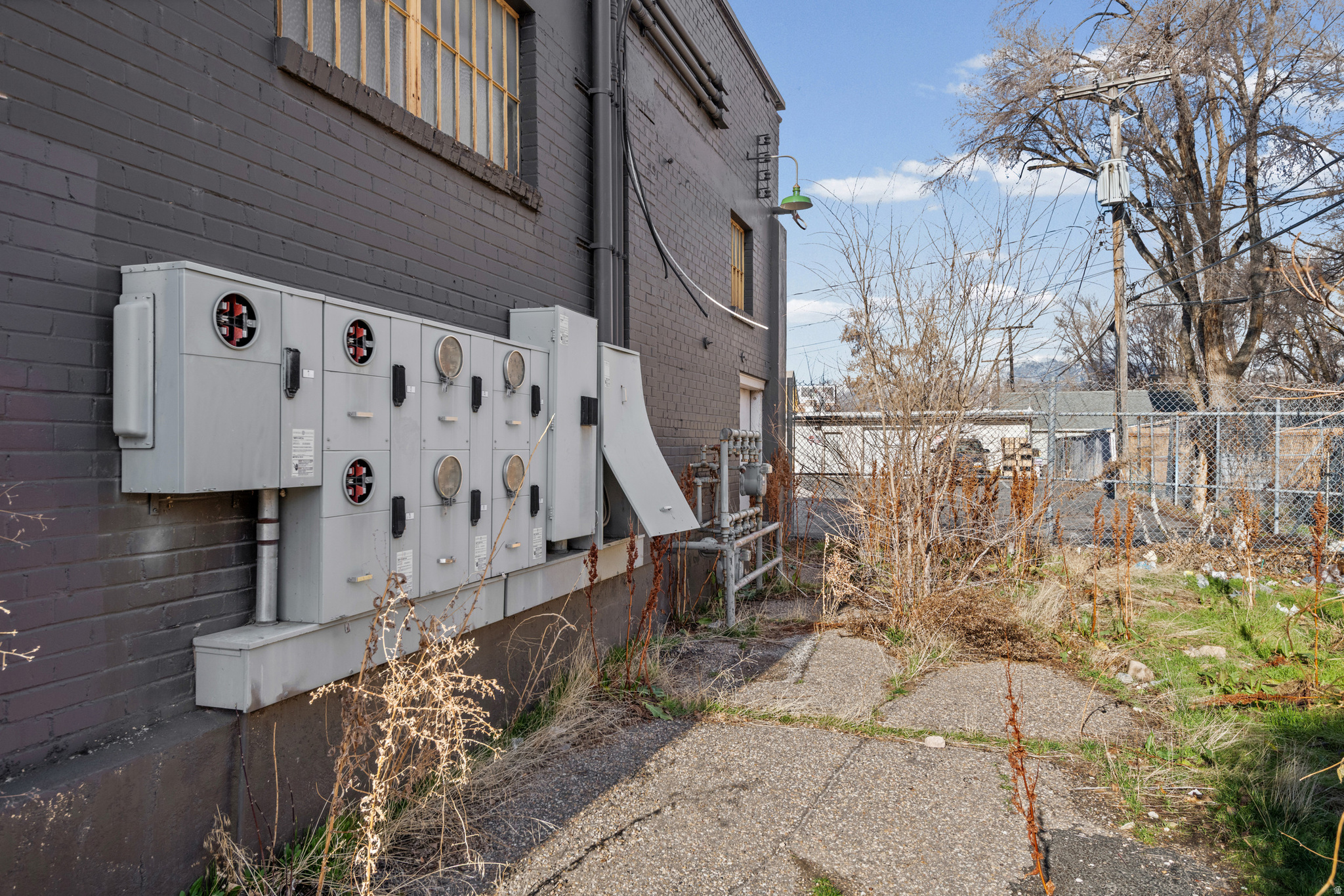 main property photo 15