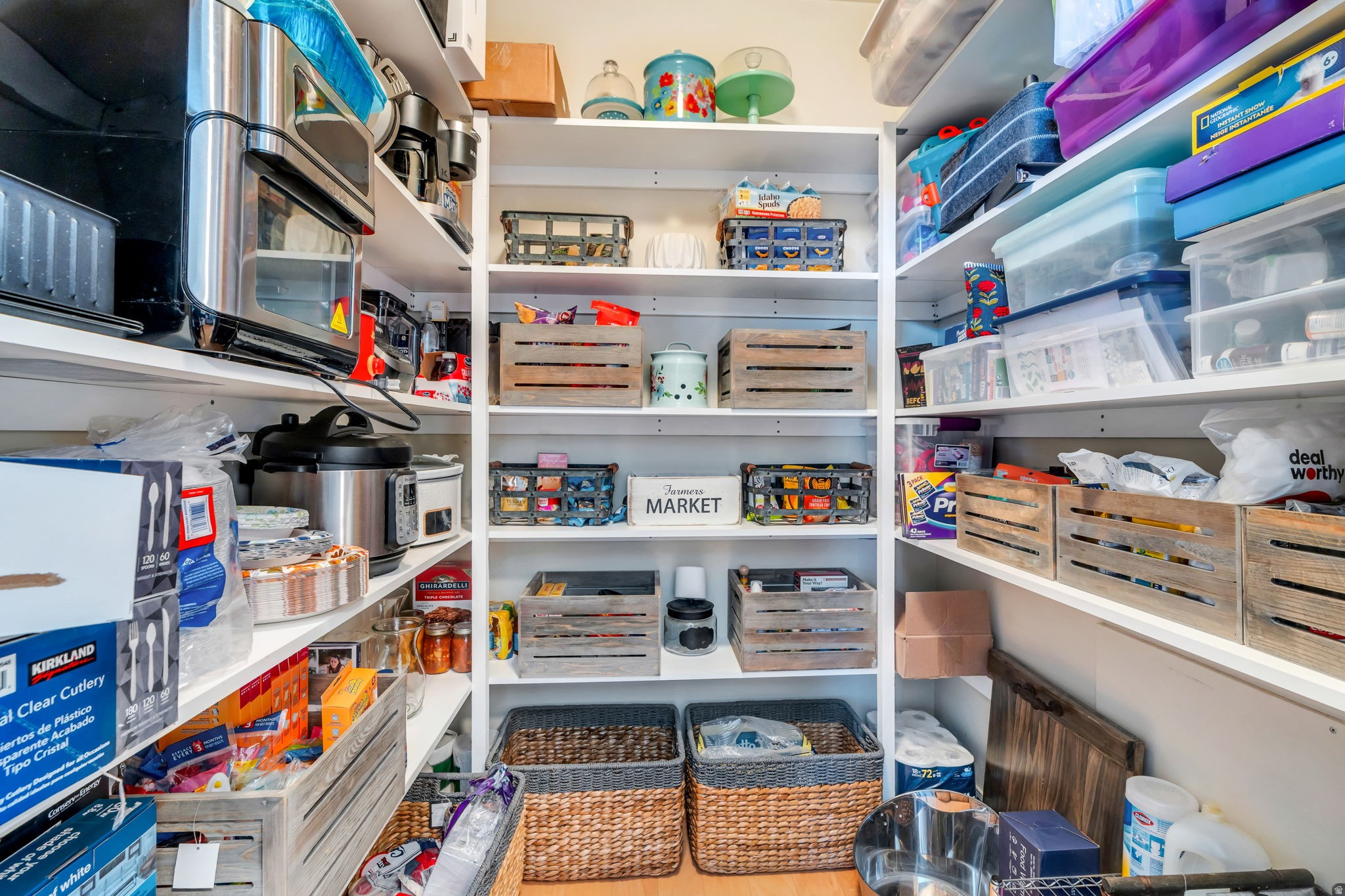 main property photo 13