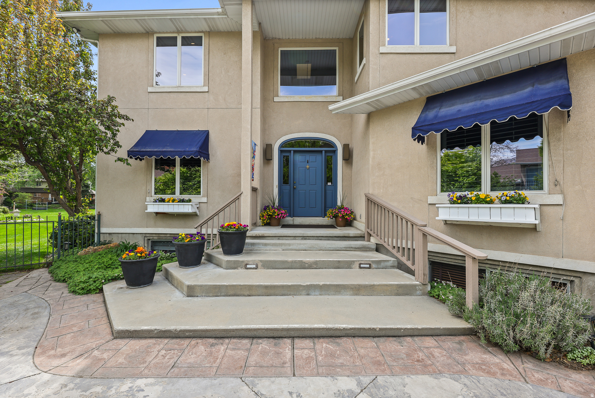 main property photo 4