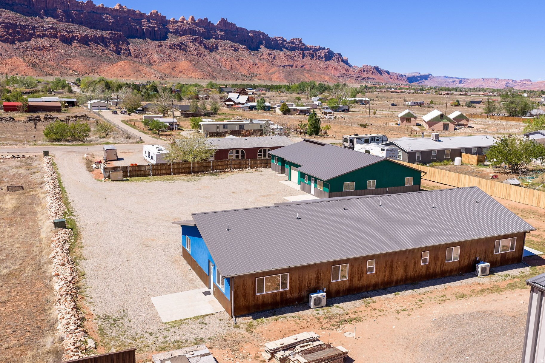 main property photo 20
