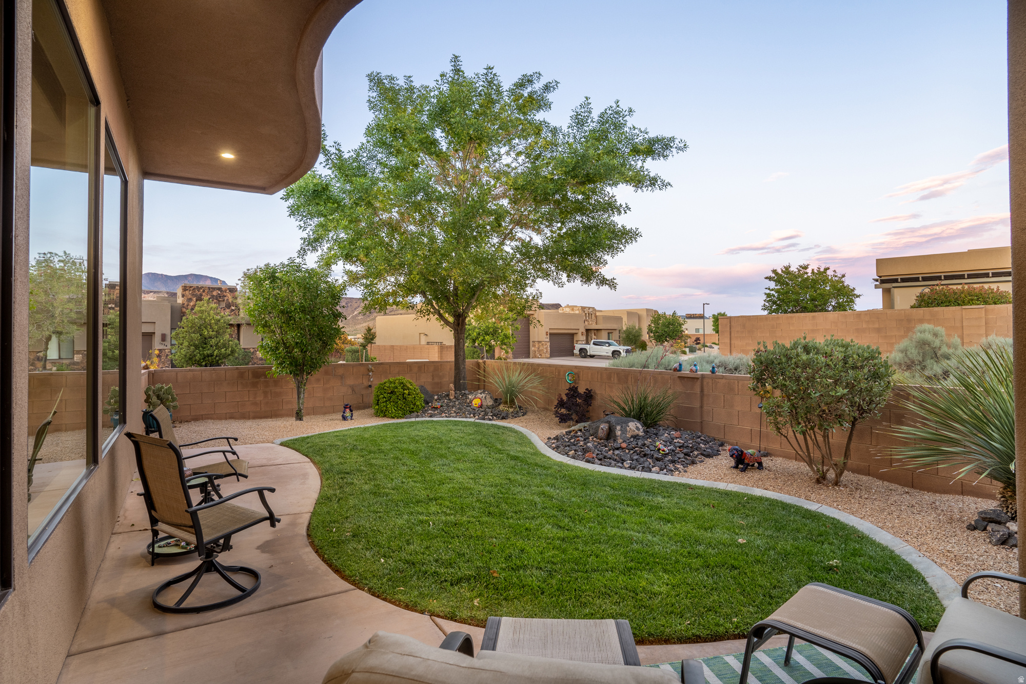 main property photo 33