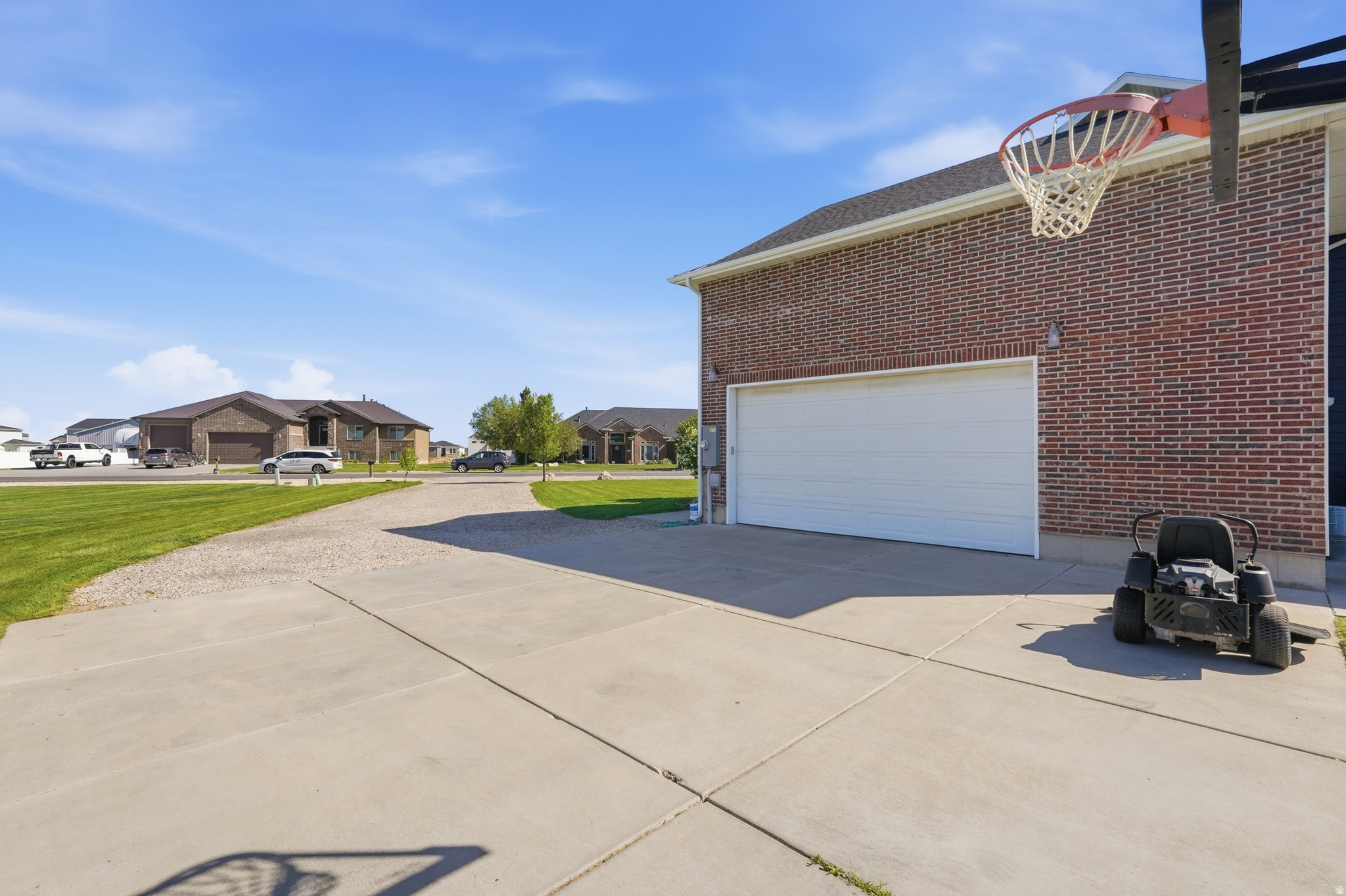 main property photo 49