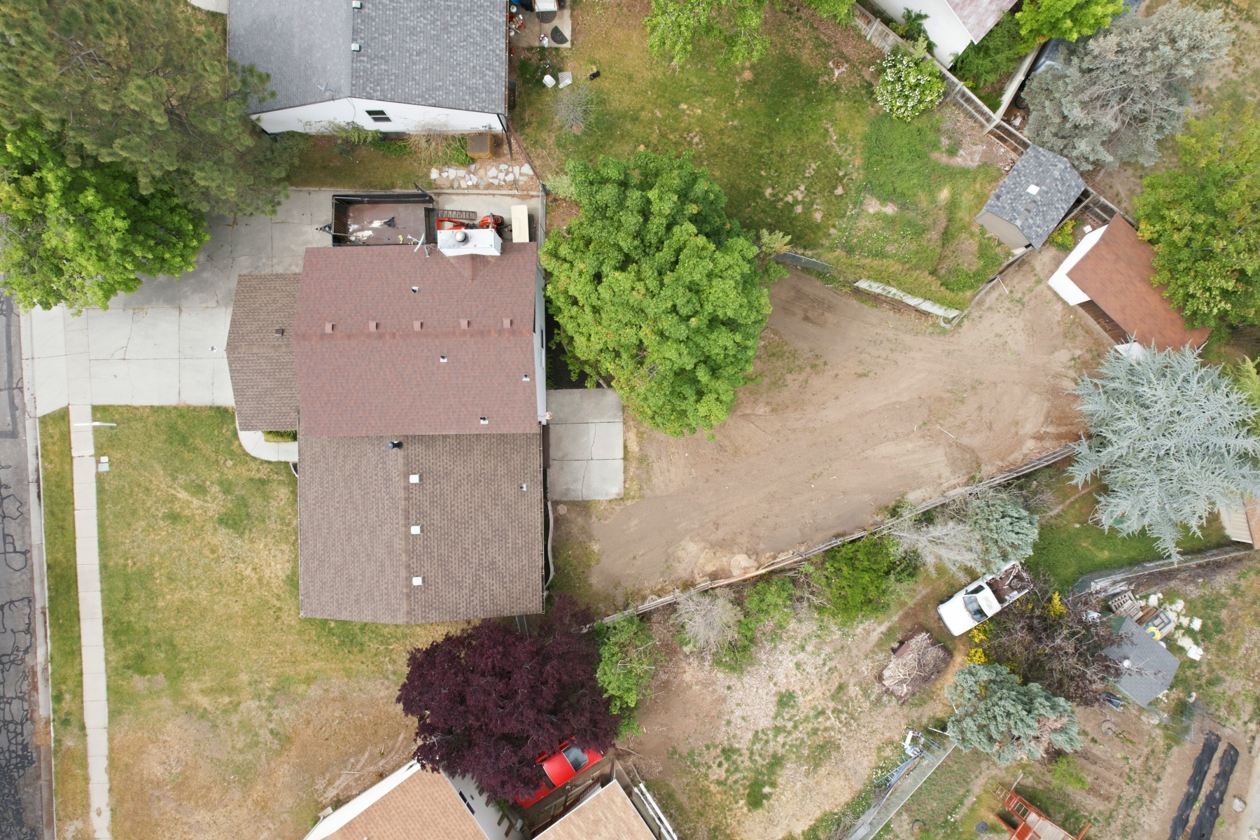 main property photo 45