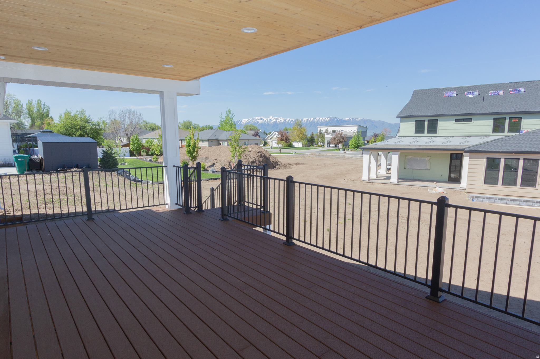 main property photo 41