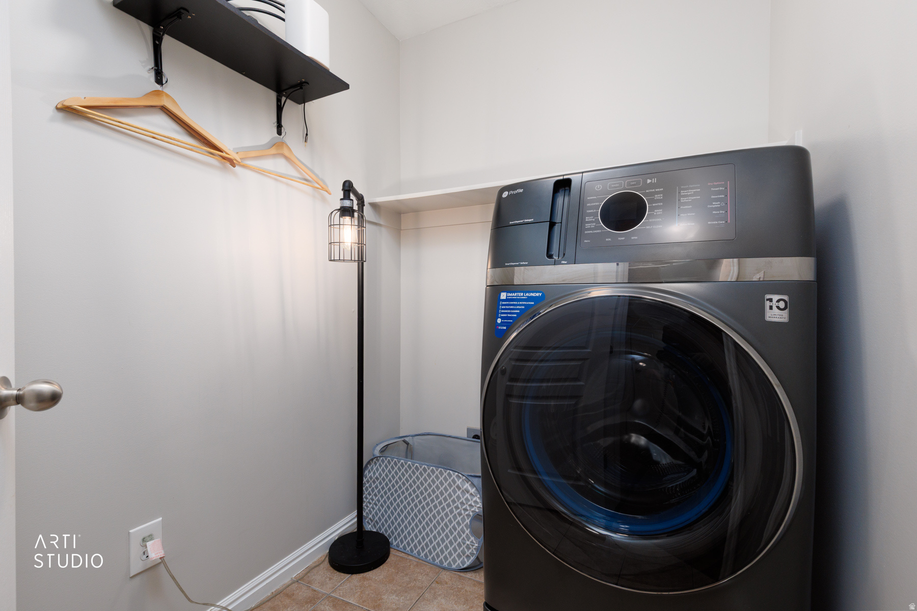 main property photo 13