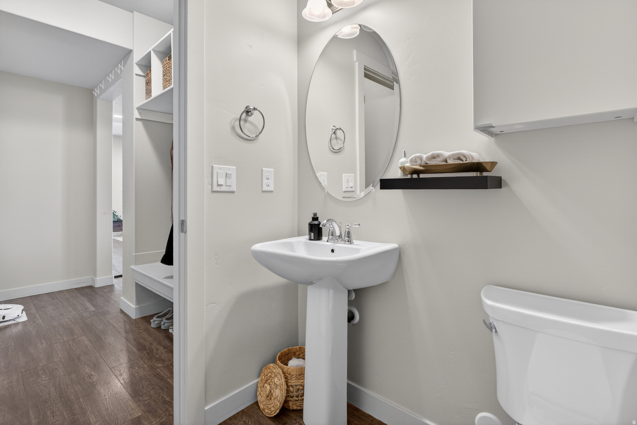 main property photo 28