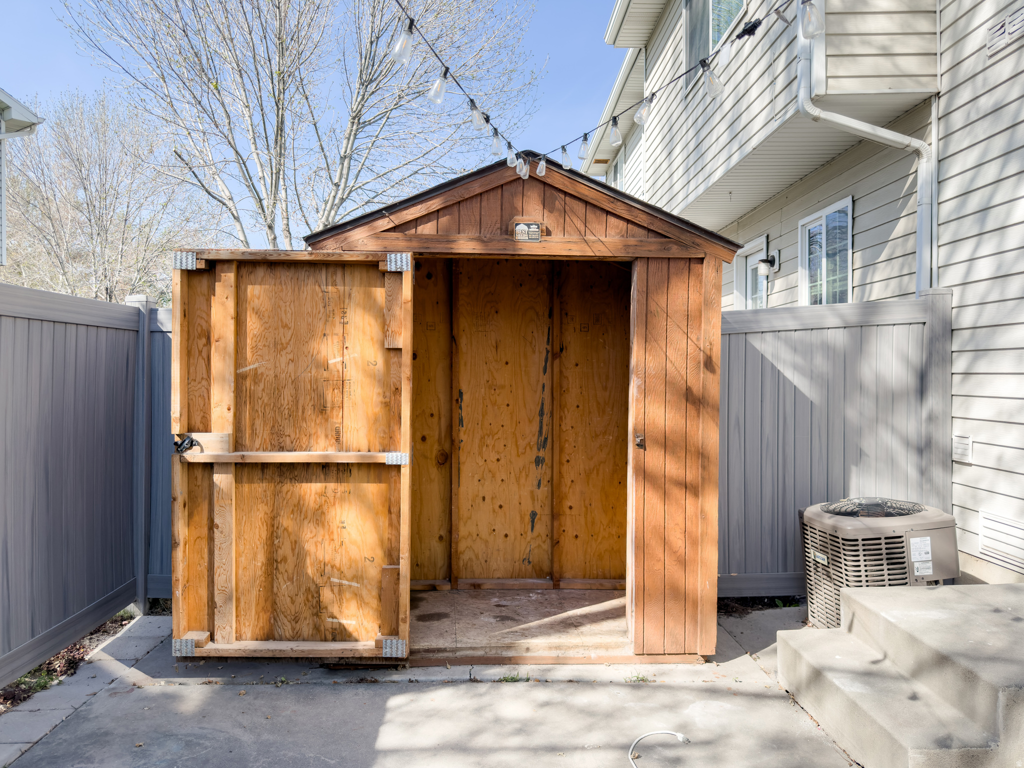 main property photo 38